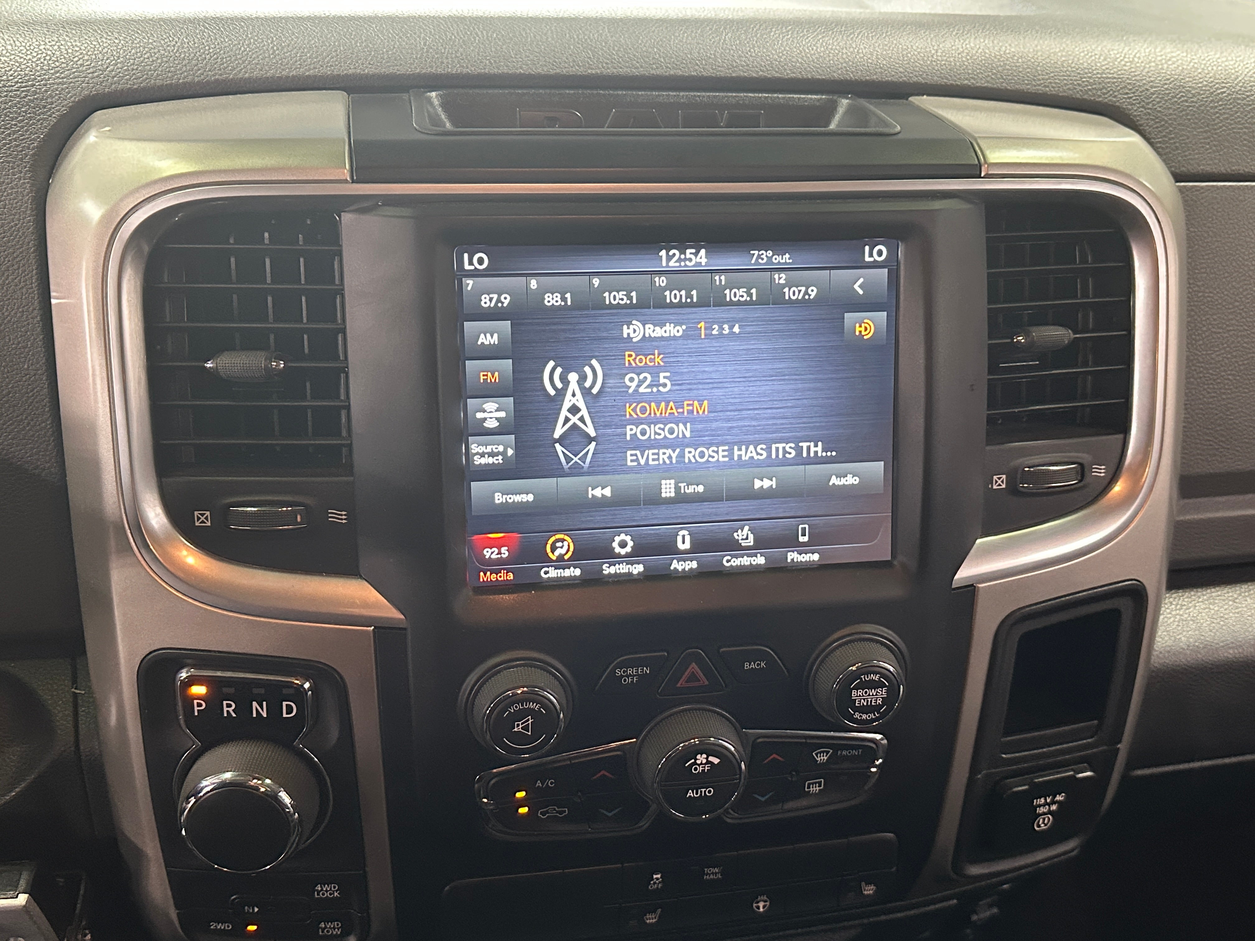 2020 RAM 1500 Classic SLT 4