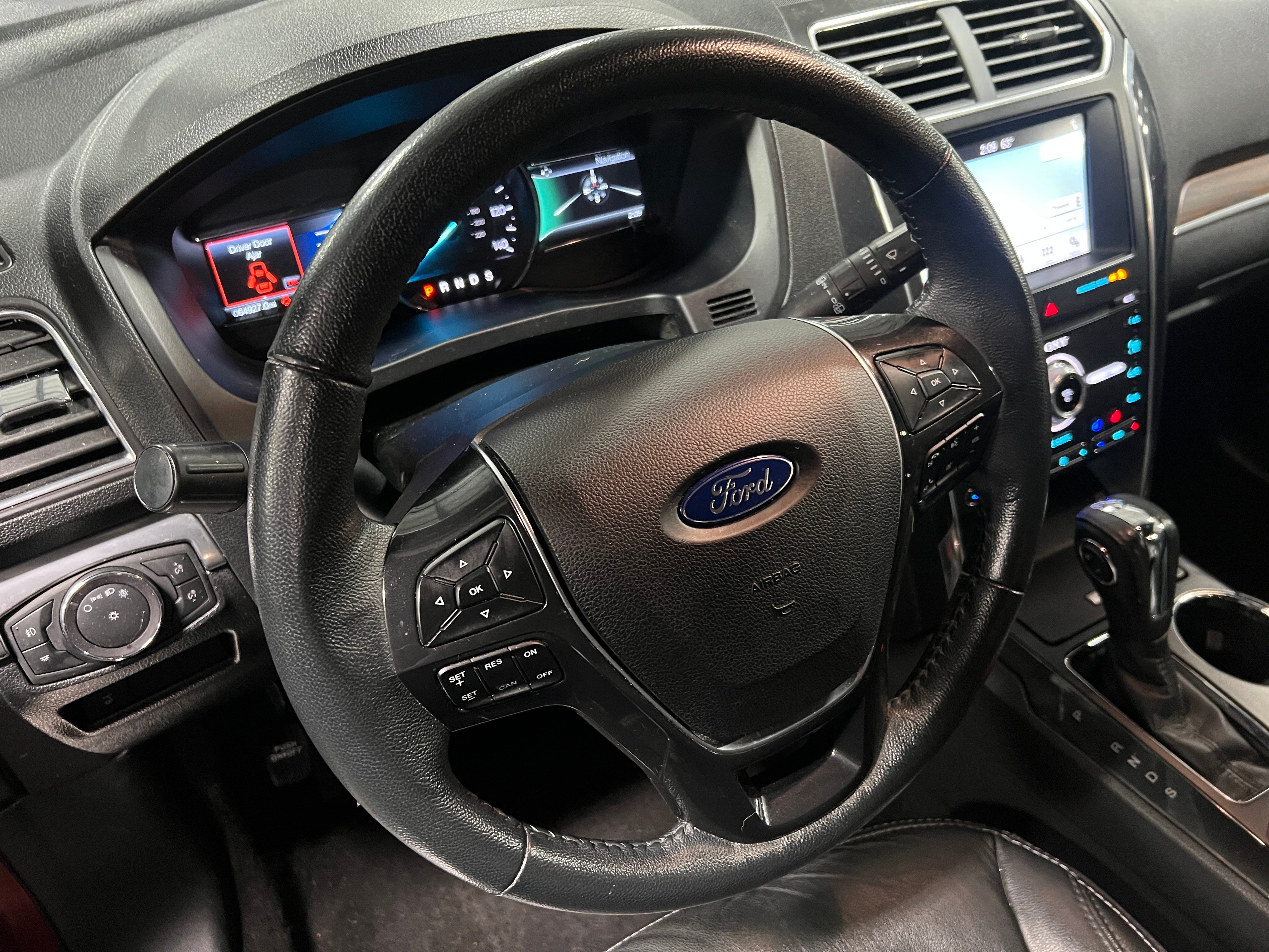2019 Ford Explorer Limited 4