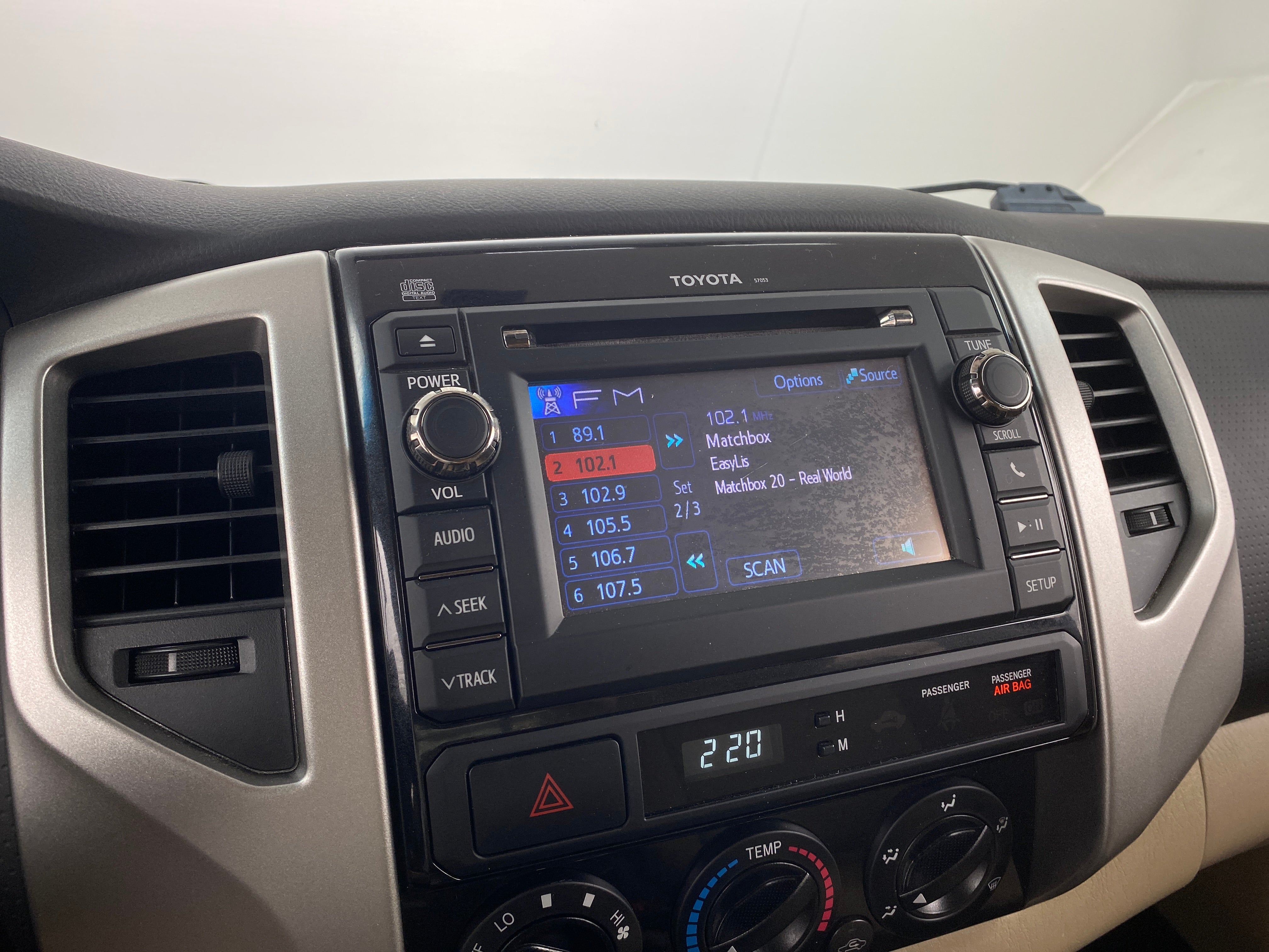 2013 Toyota Tacoma PreRunner 4