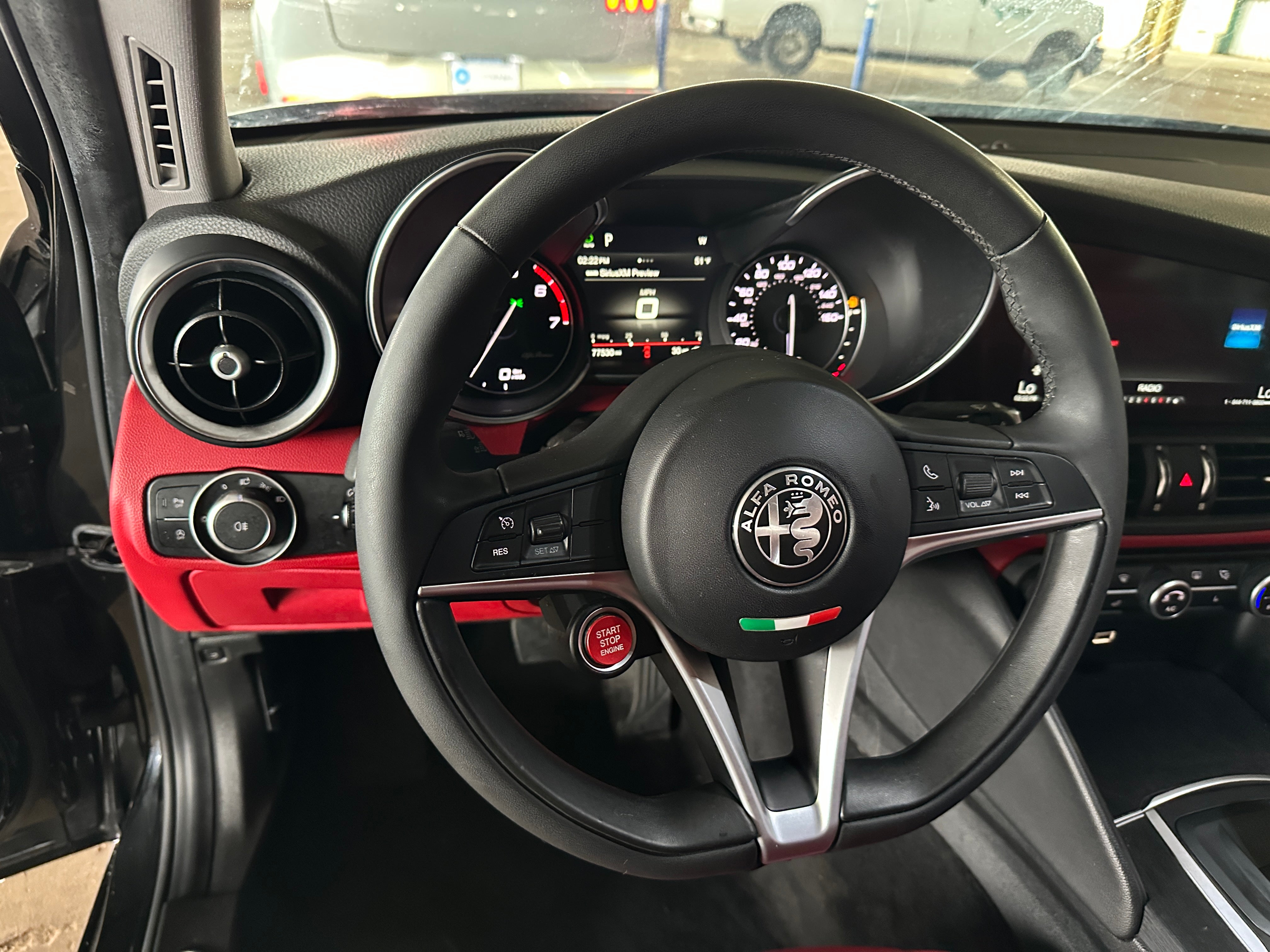 2019 Alfa Romeo Giulia Base 4