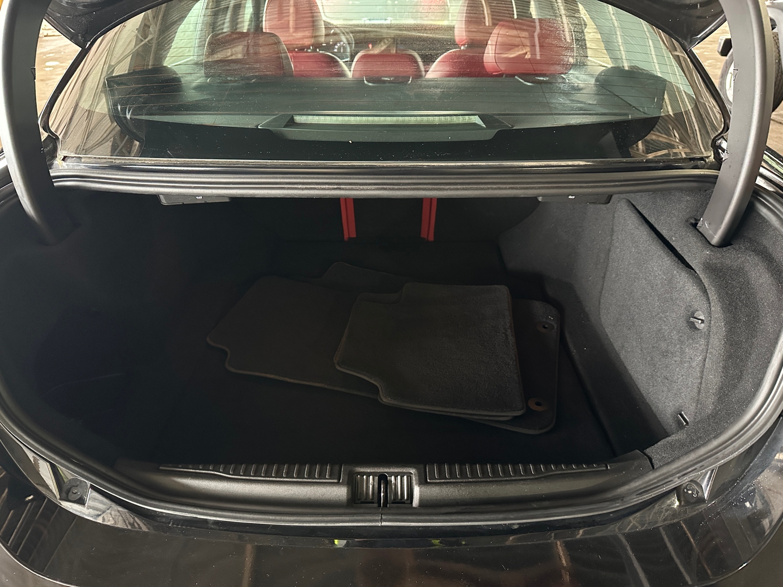 Thumbnail: 2019 Alfa Romeo Giulia - 6