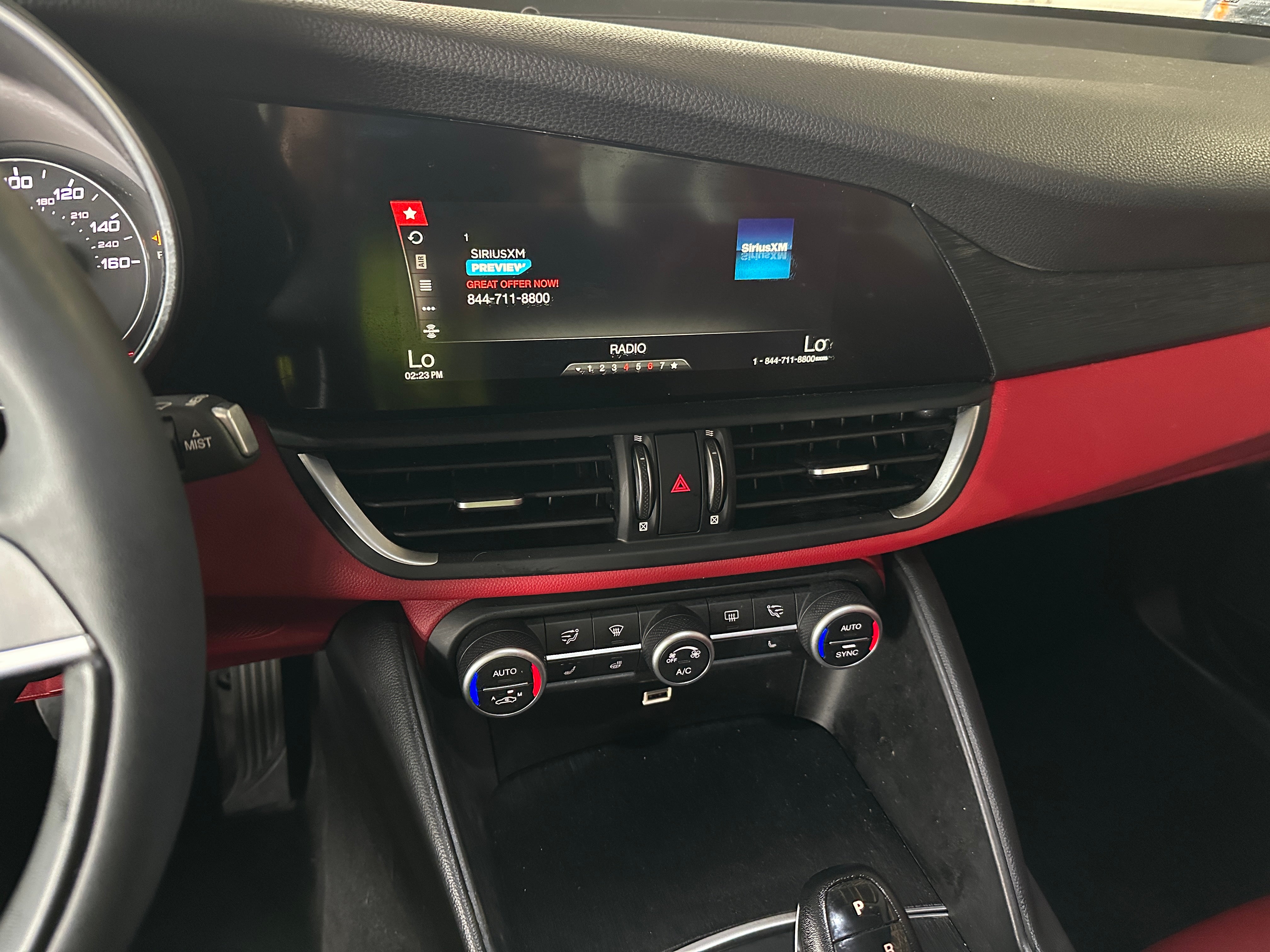 2019 Alfa Romeo Giulia Base 3