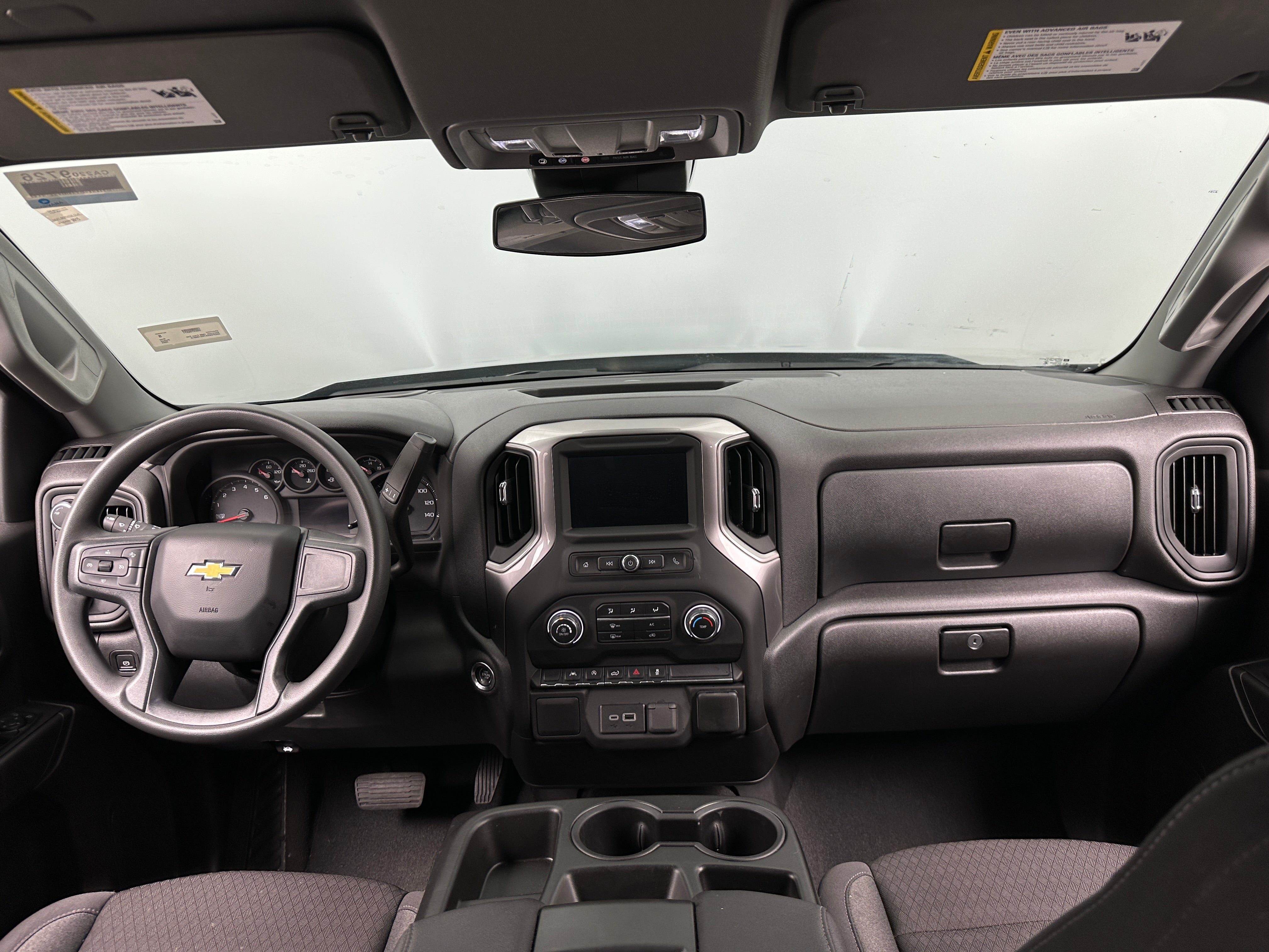 2024 Chevrolet Silverado 1500 Custom 3