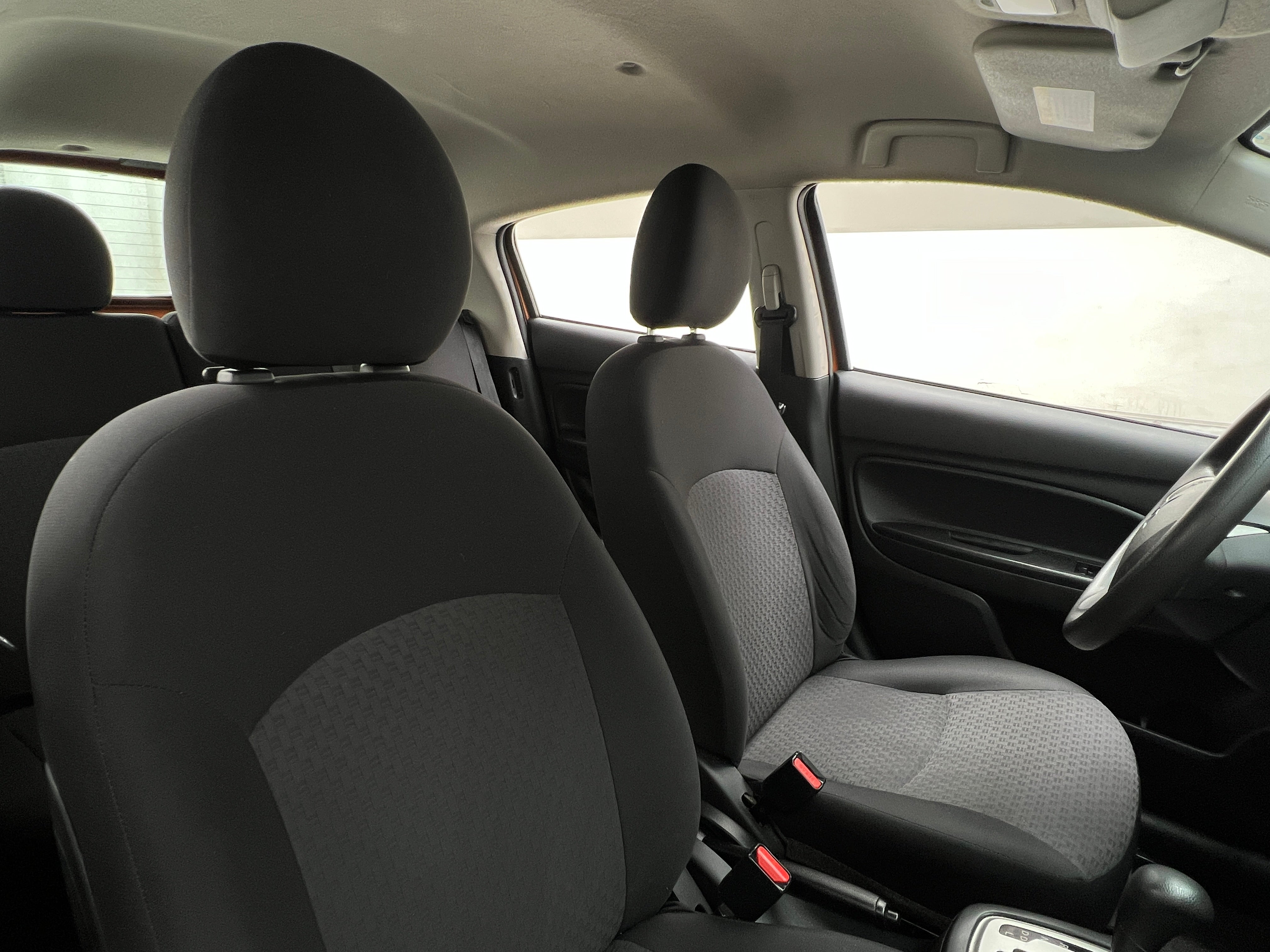 2018 Mitsubishi Mirage ES 2