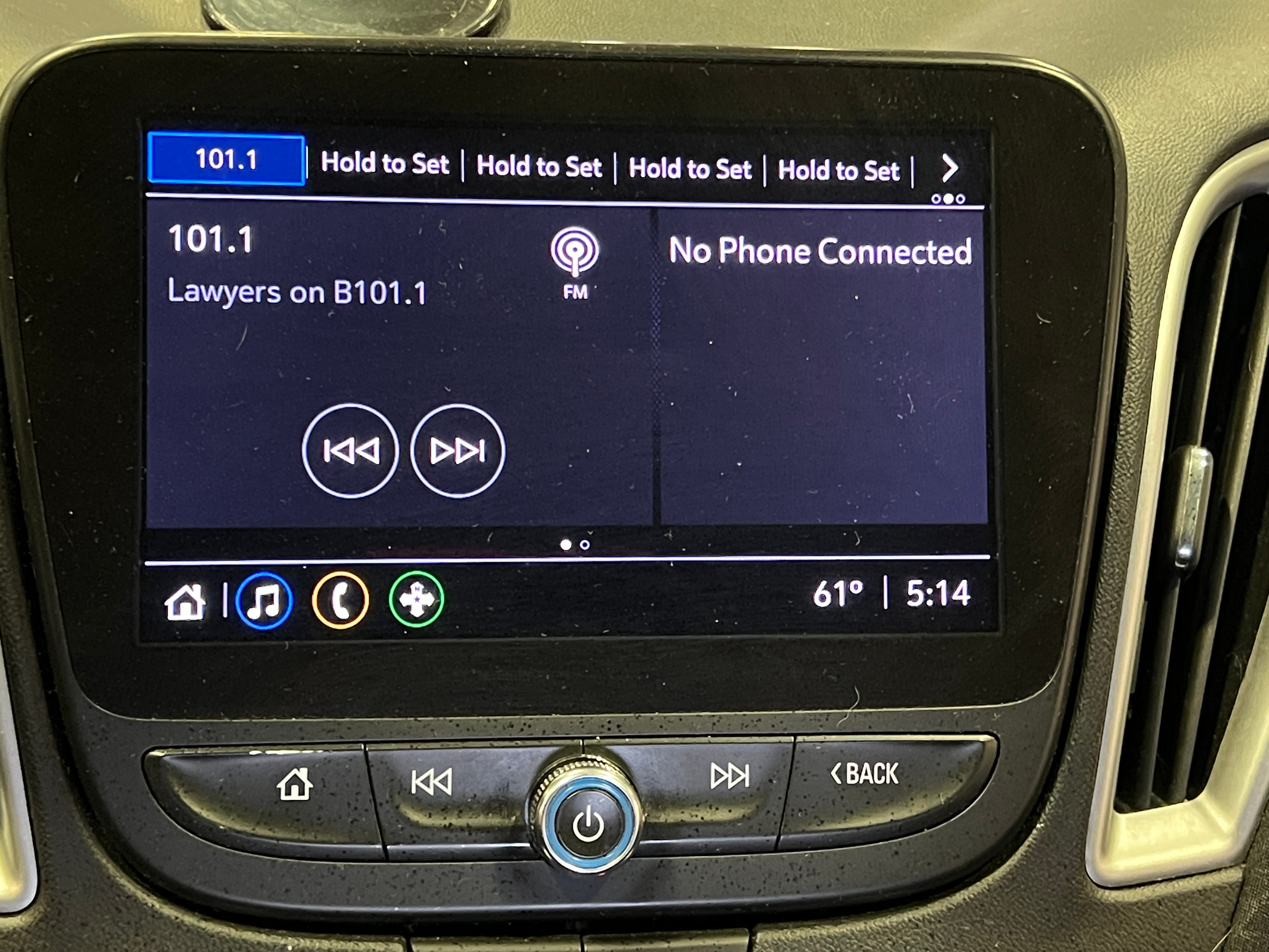 2023 Chevrolet Malibu LS 4