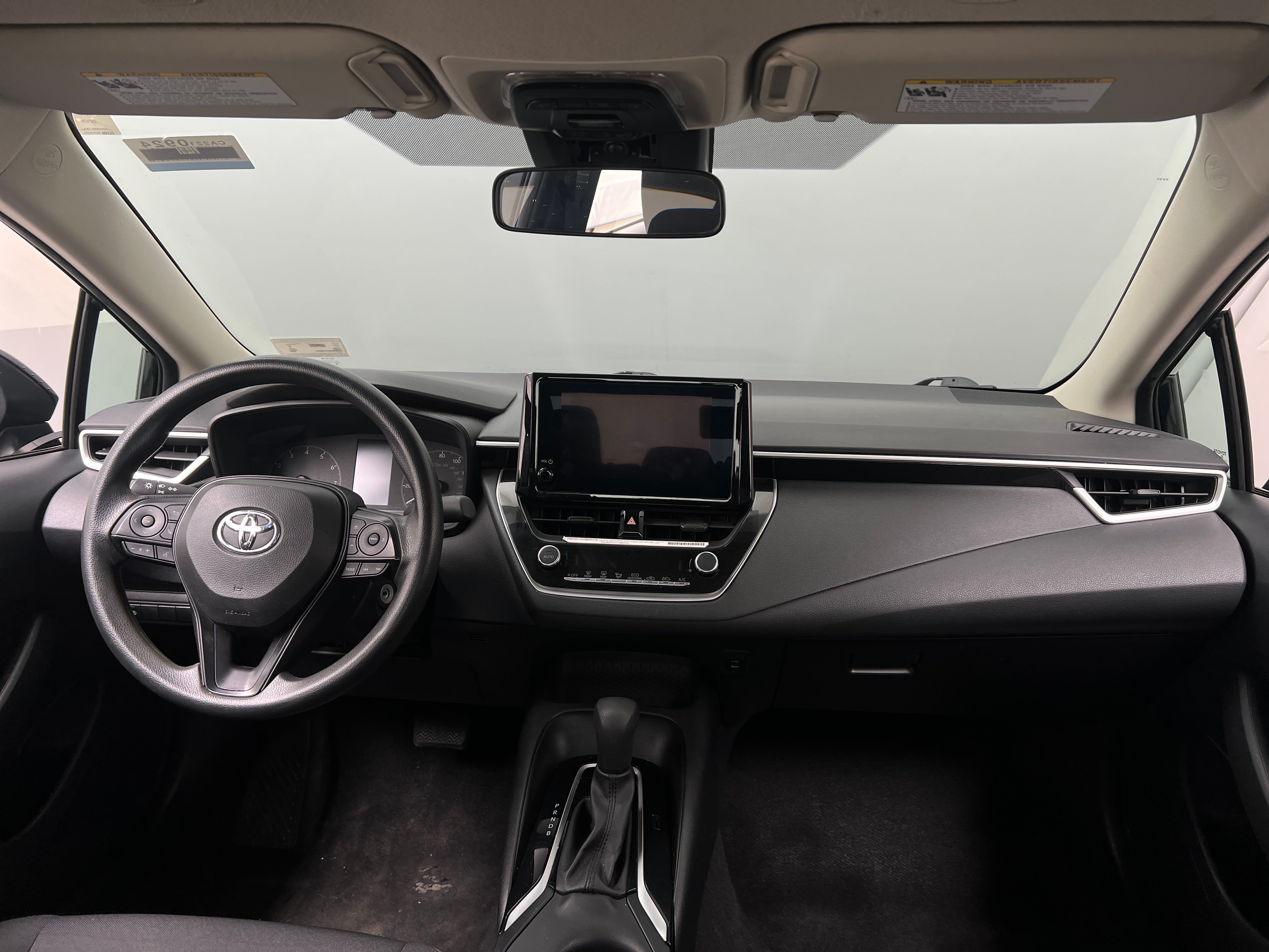2023 Toyota Corolla LE 3