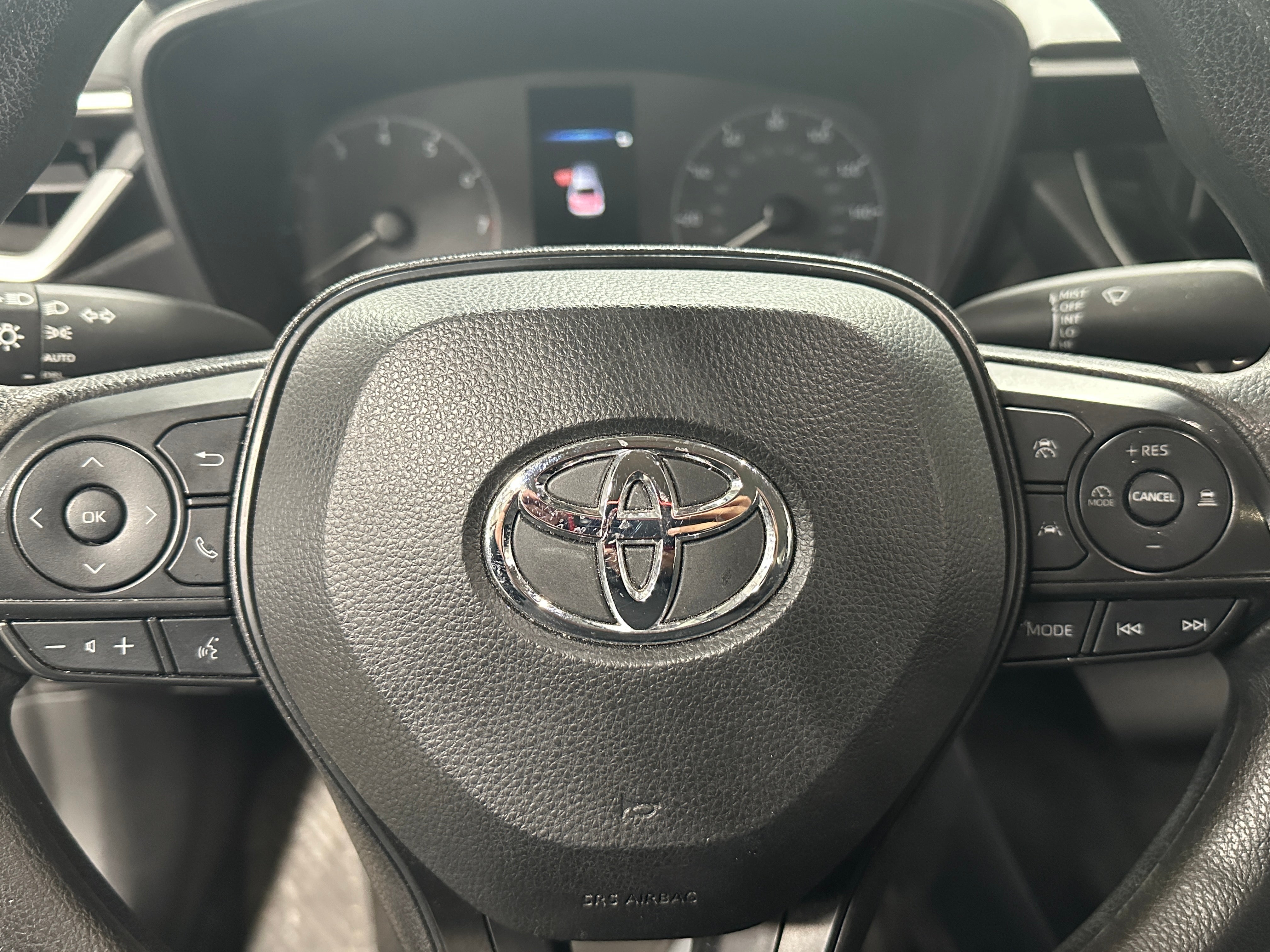 2023 Toyota Corolla LE 5