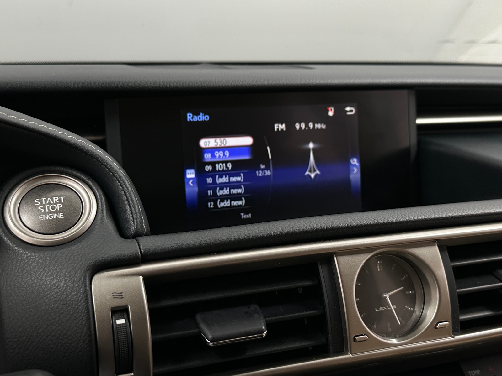 Thumbnail: 2016 Lexus IS - 3
