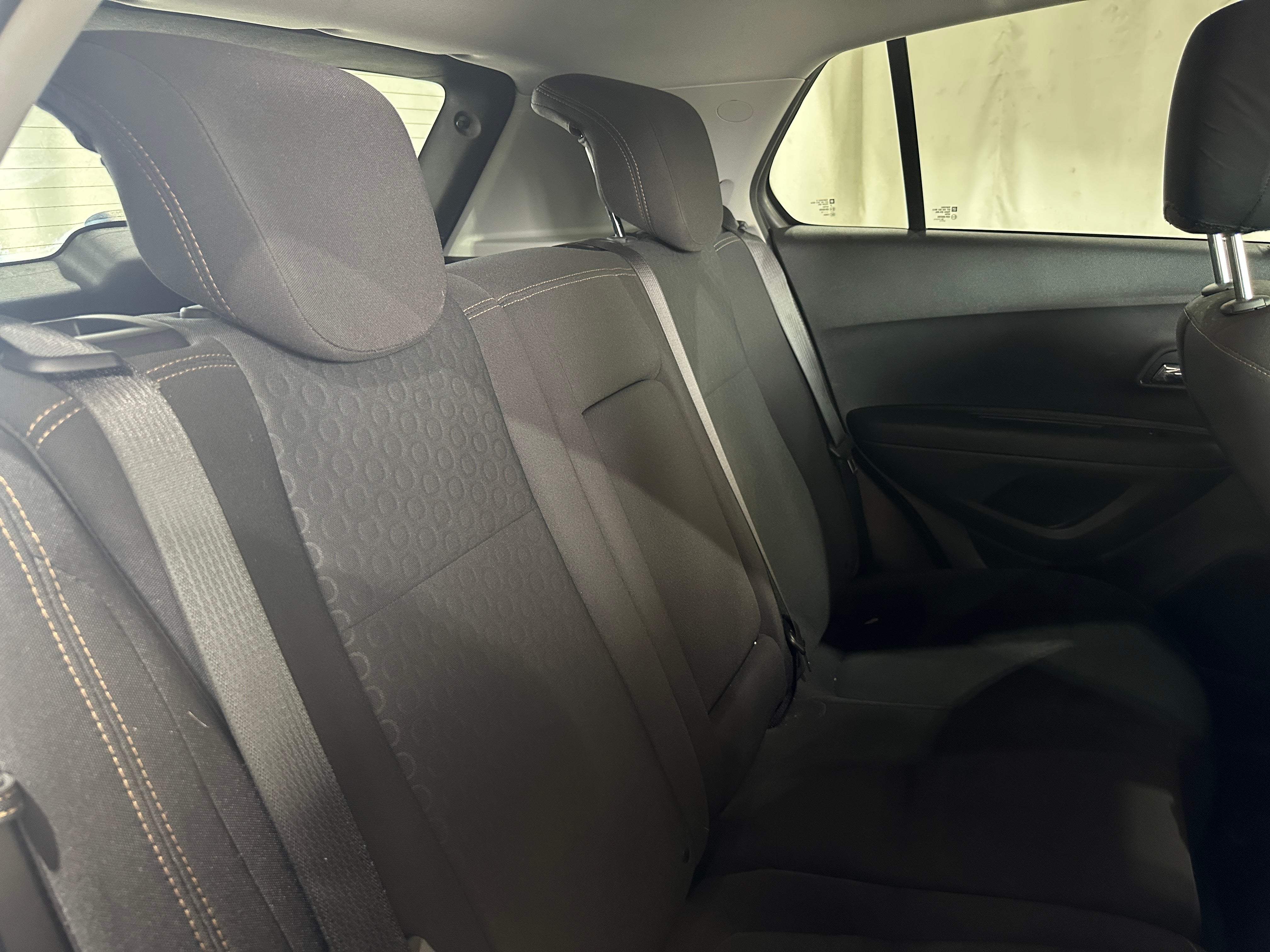 2020 Chevrolet Trax LS 6