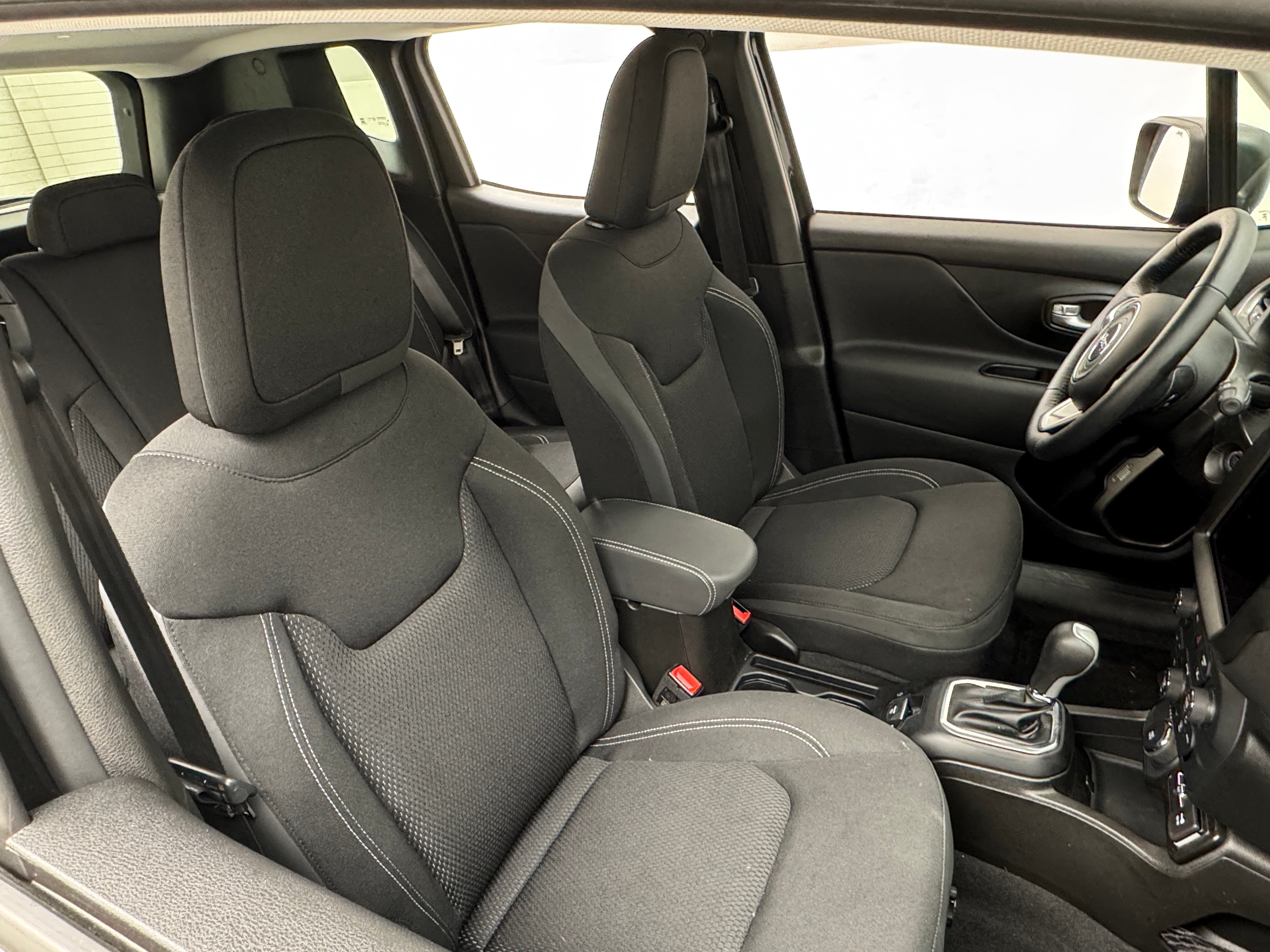 2023 Jeep Renegade Latitude 2