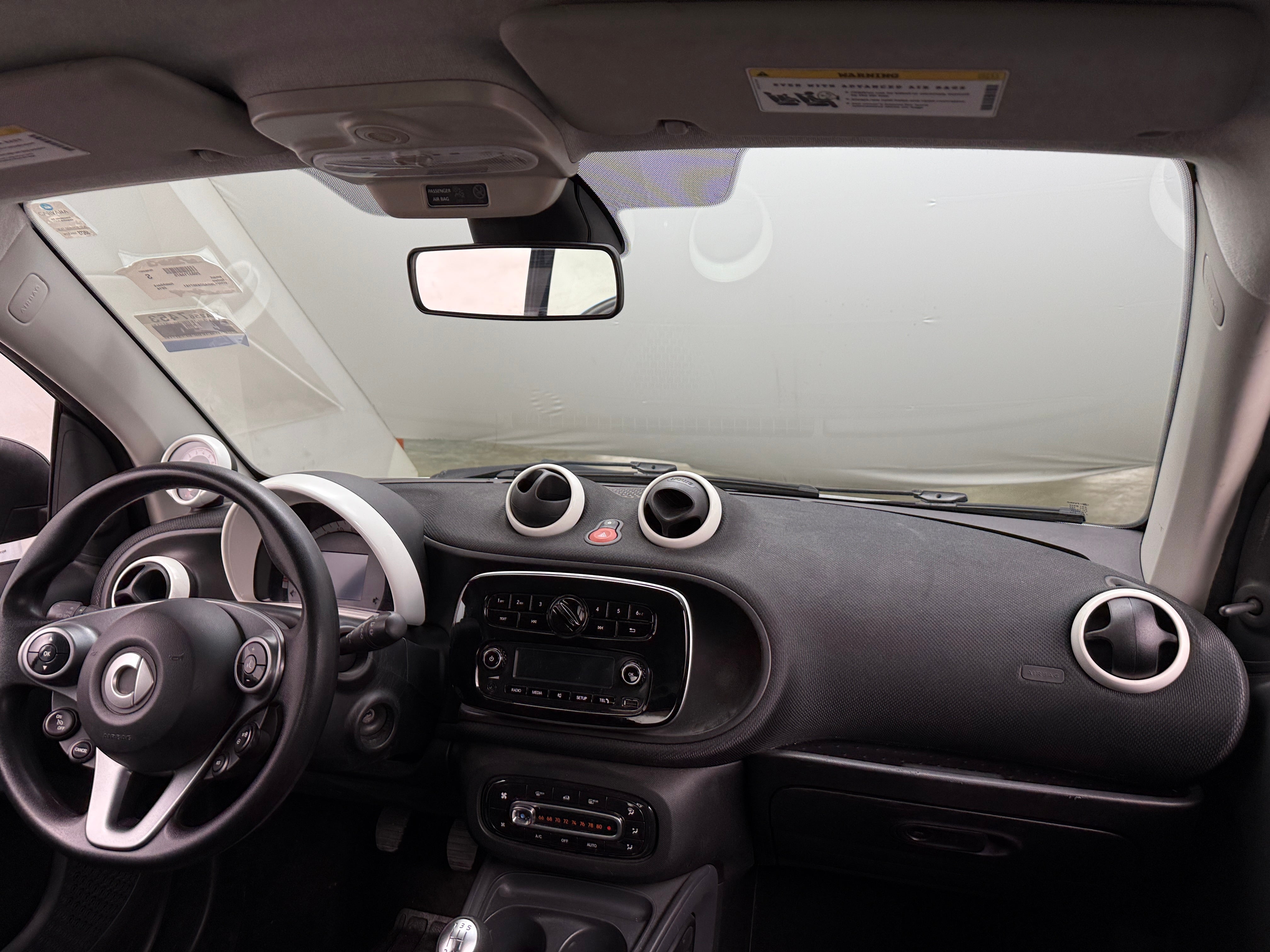 2016 smart fortwo Pure 3