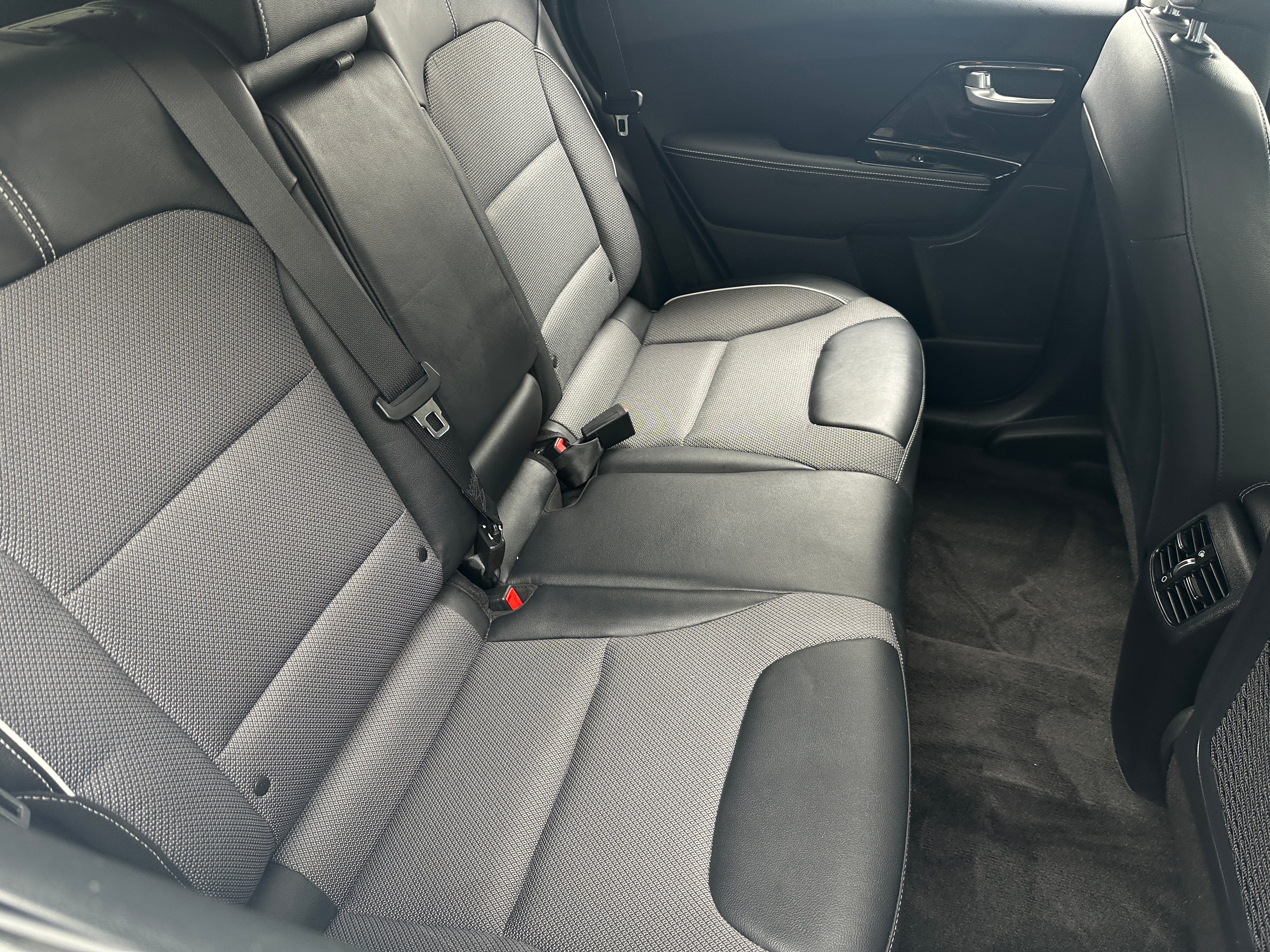 2020 Kia Niro EX 5