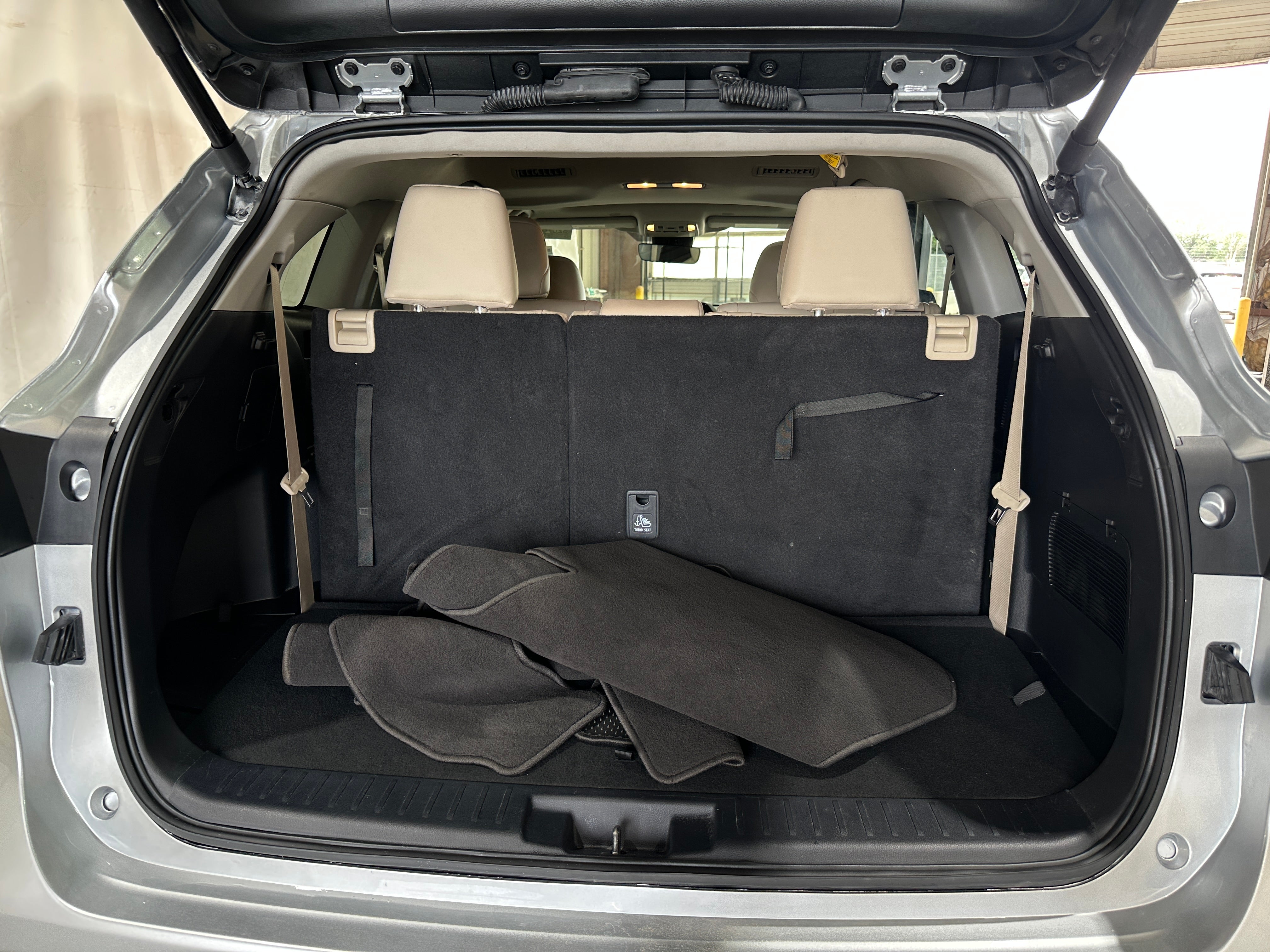 2024 Toyota Highlander XLE 6