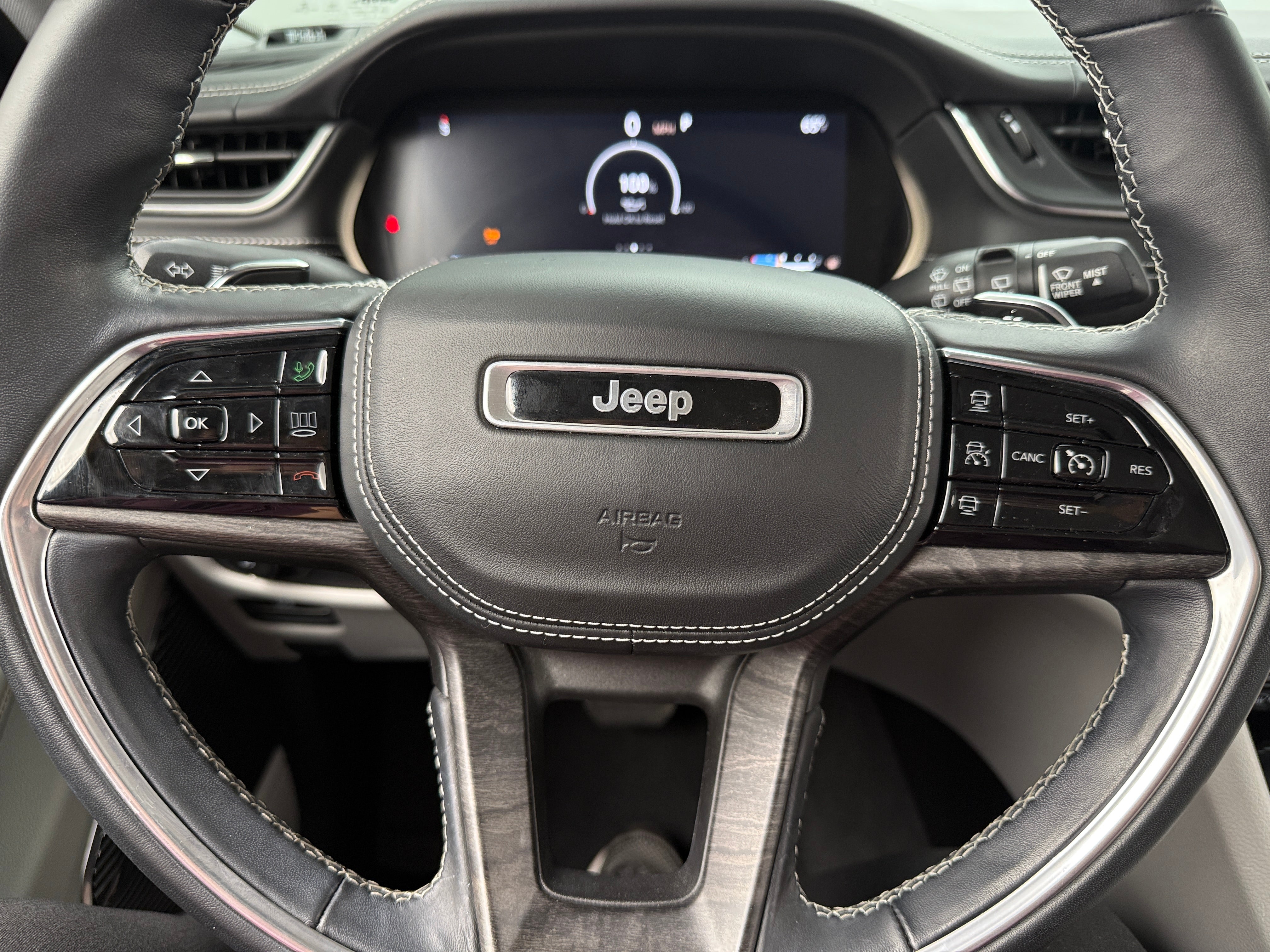 2021 Jeep Grand Cherokee L Overland 4