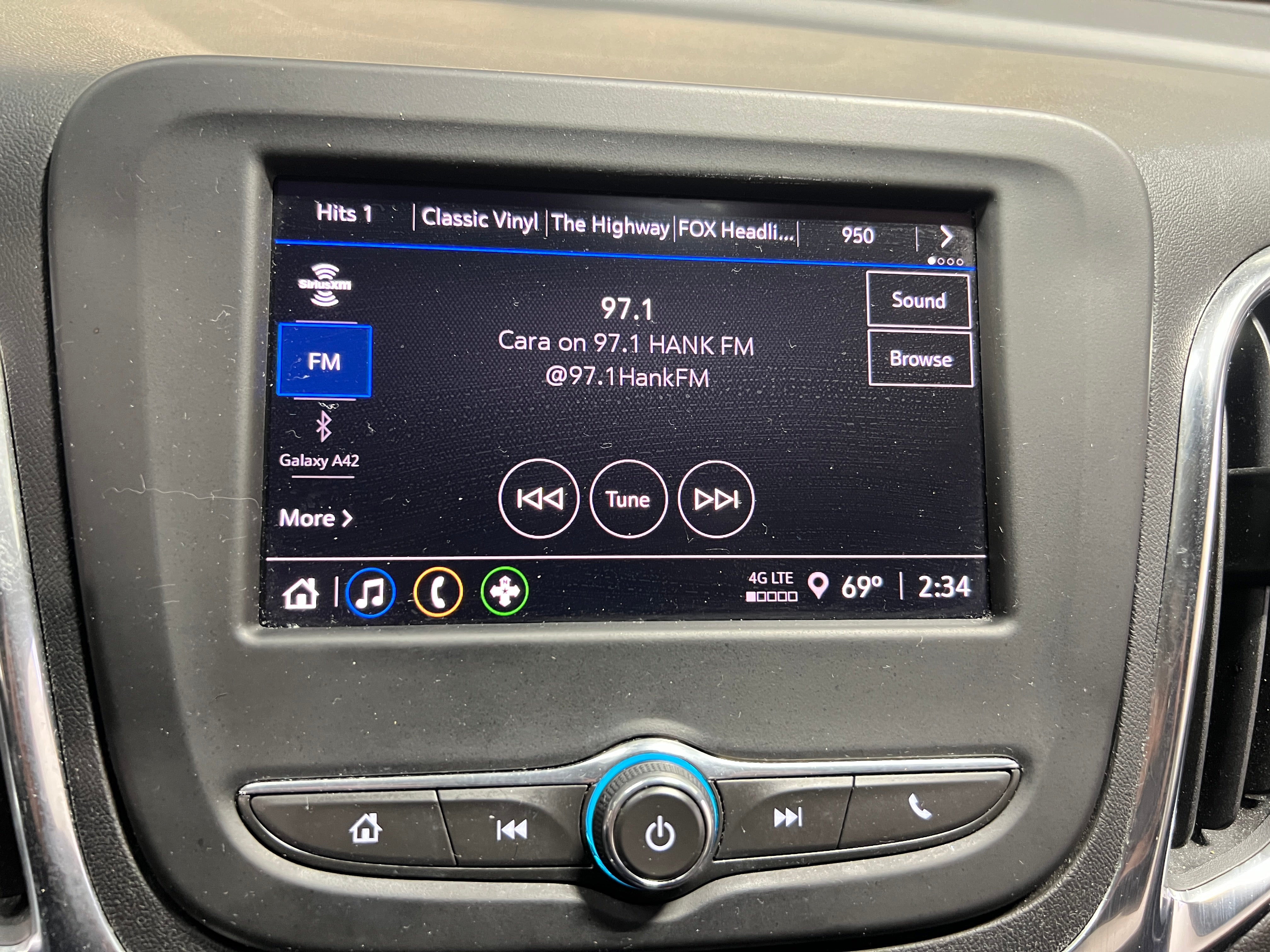 2022 Chevrolet Equinox LT 4
