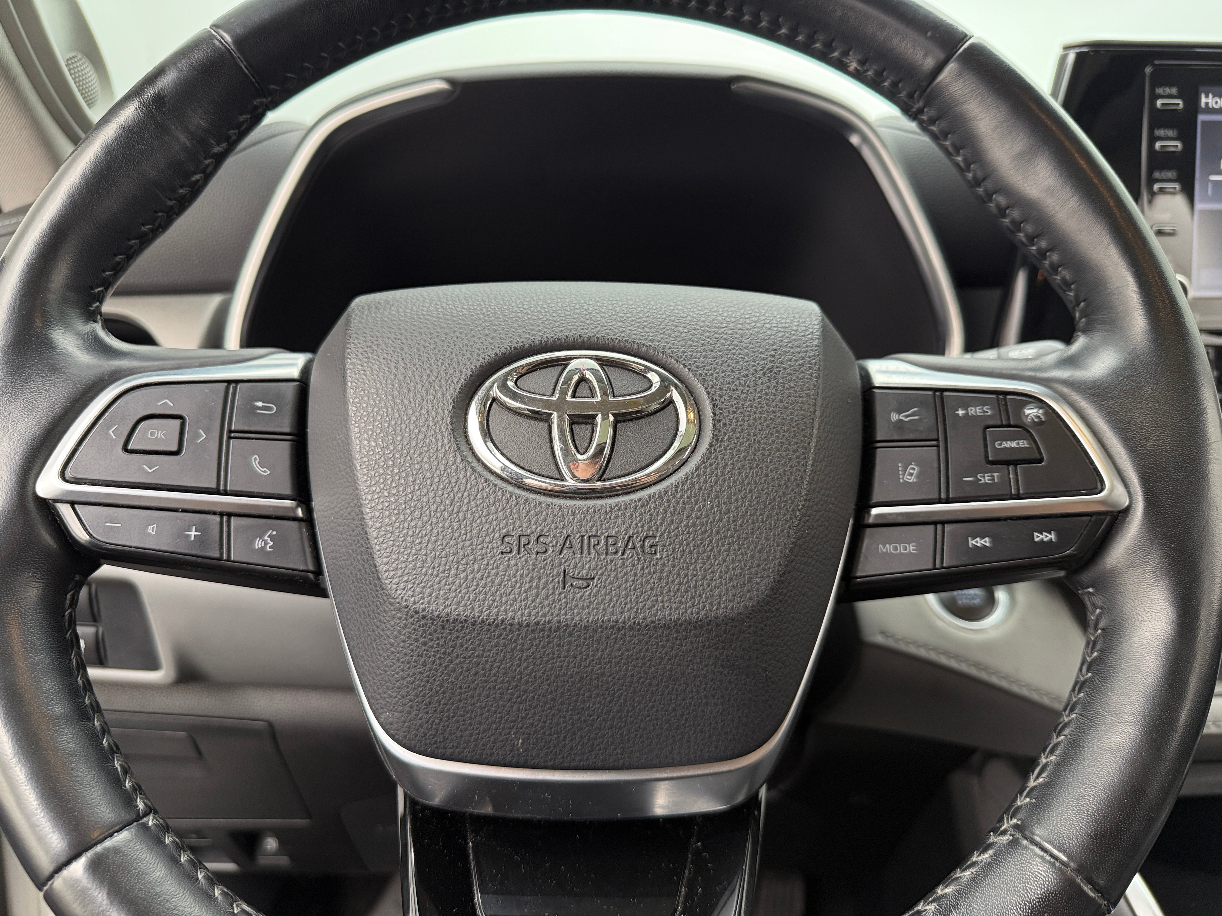 2020 Toyota Highlander Limited 4