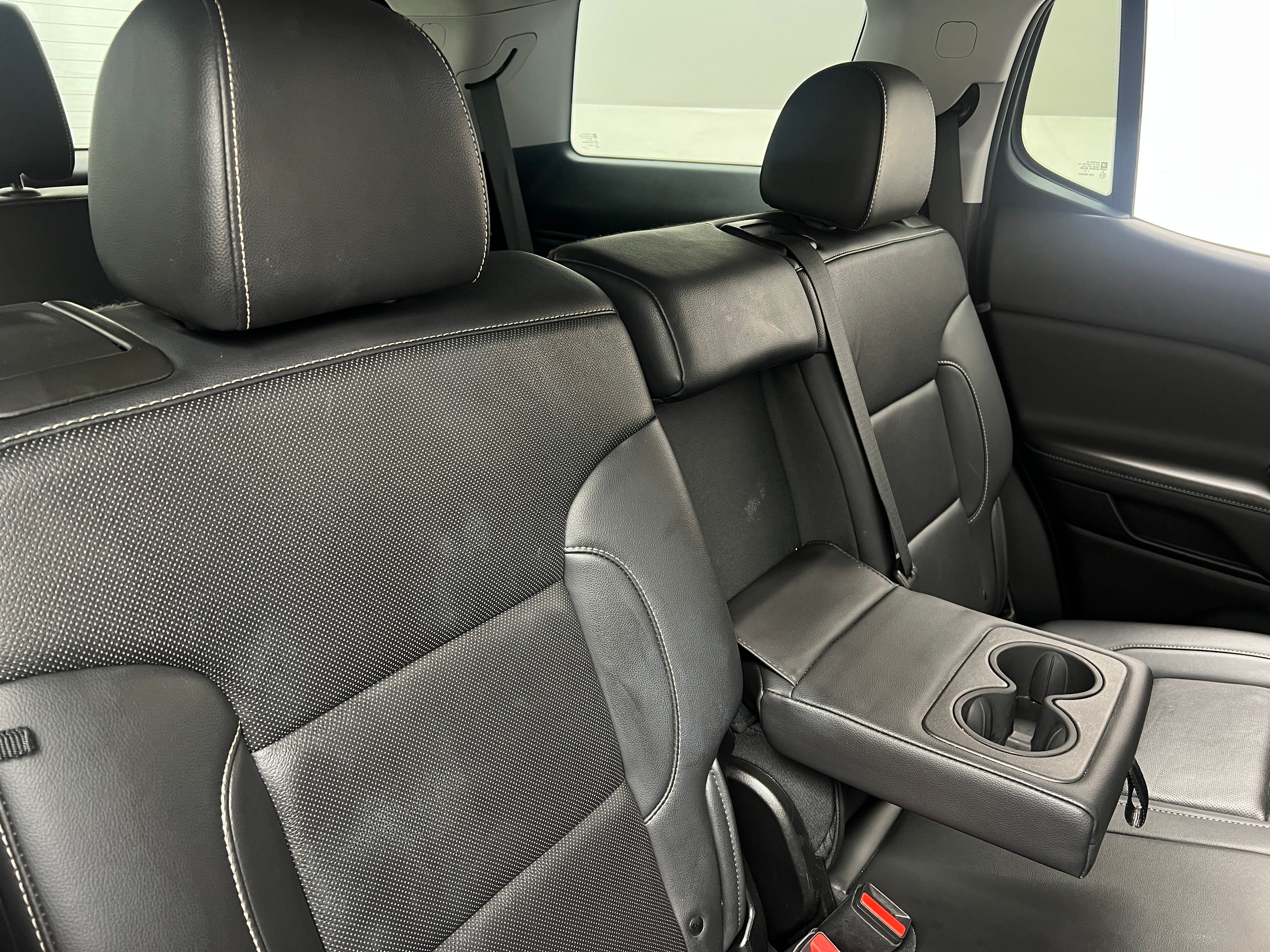2023 GMC Acadia SLT 5