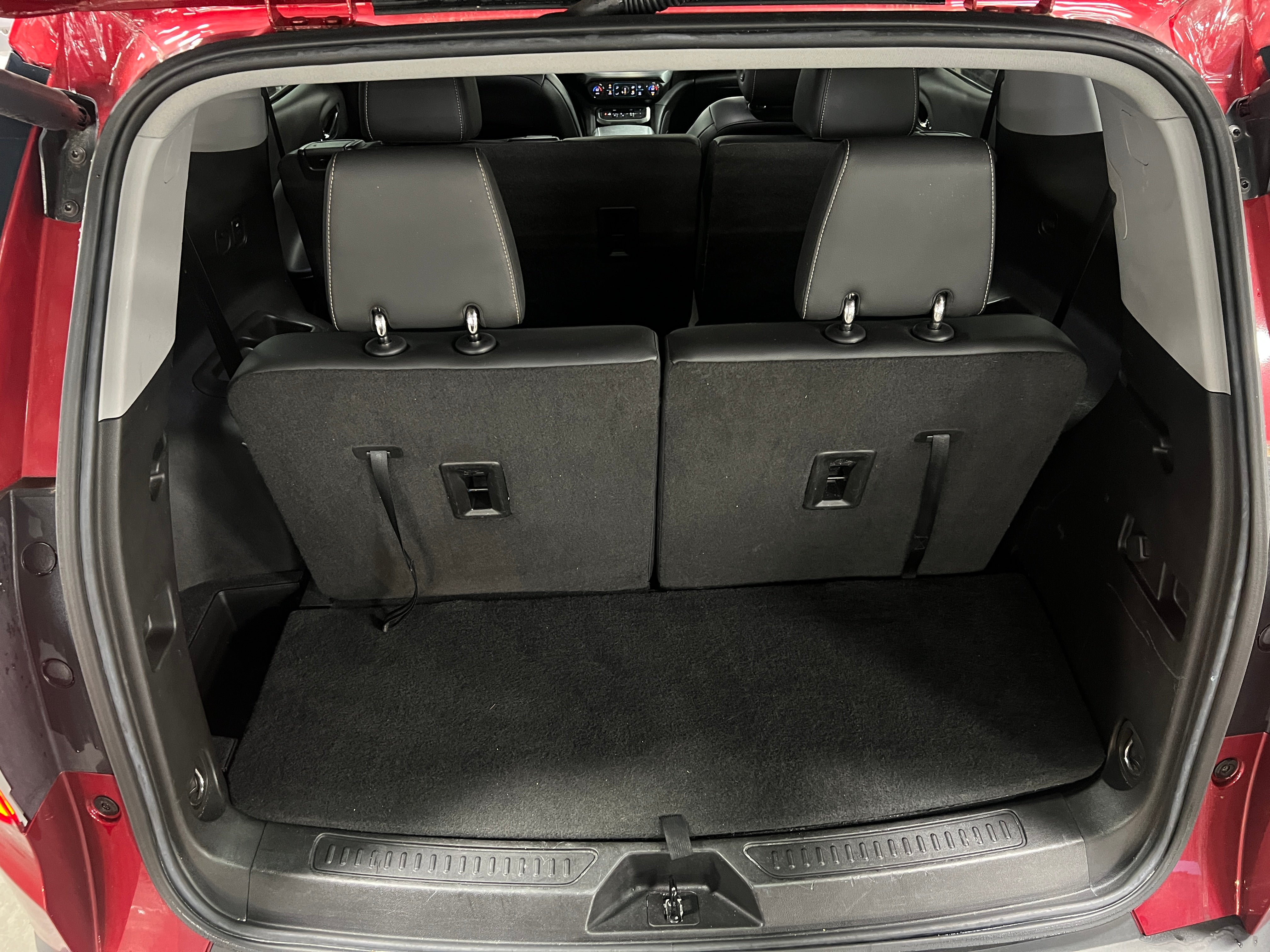 2023 GMC Acadia SLT 6