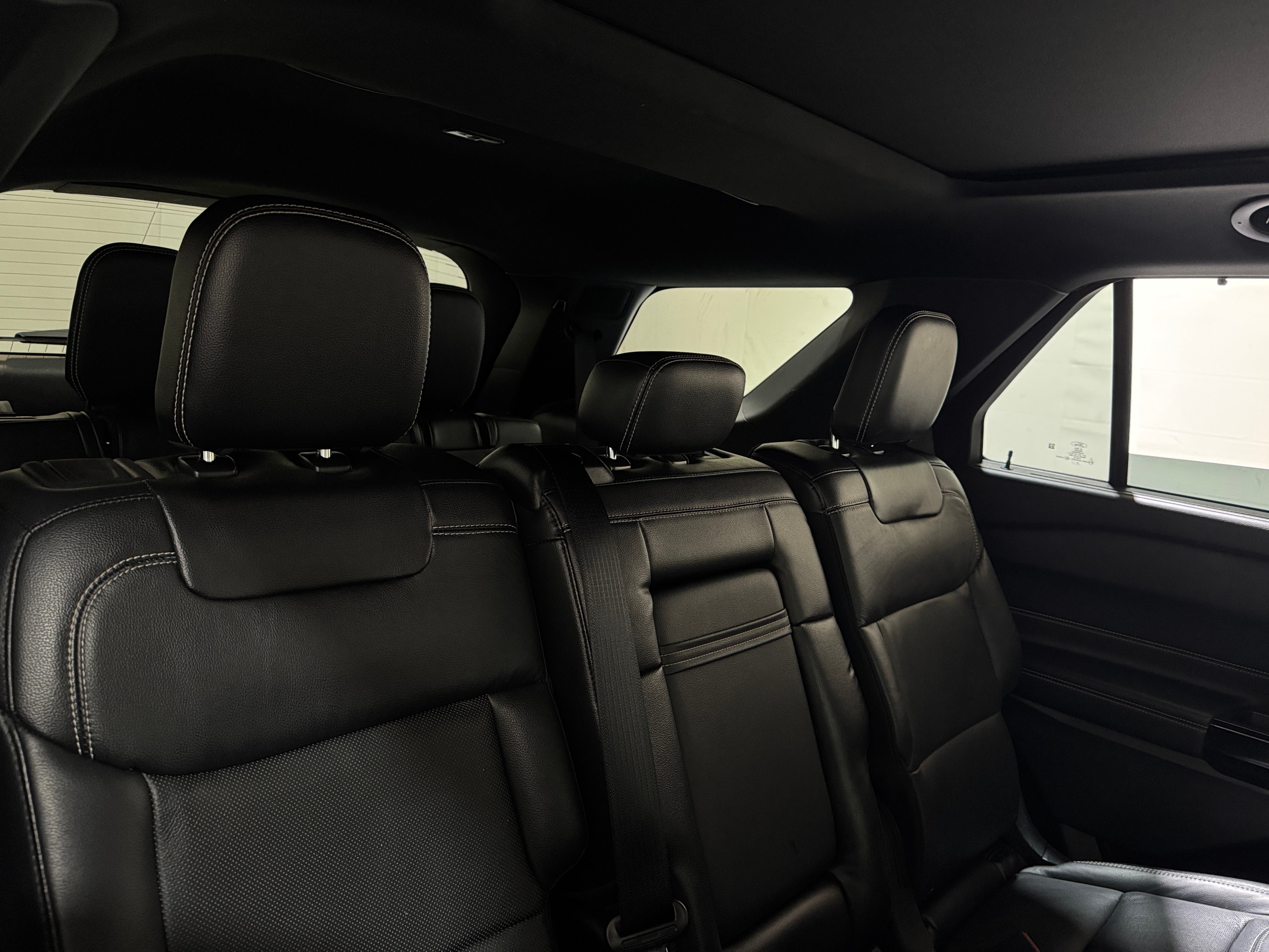 2021 Ford Explorer ST 6