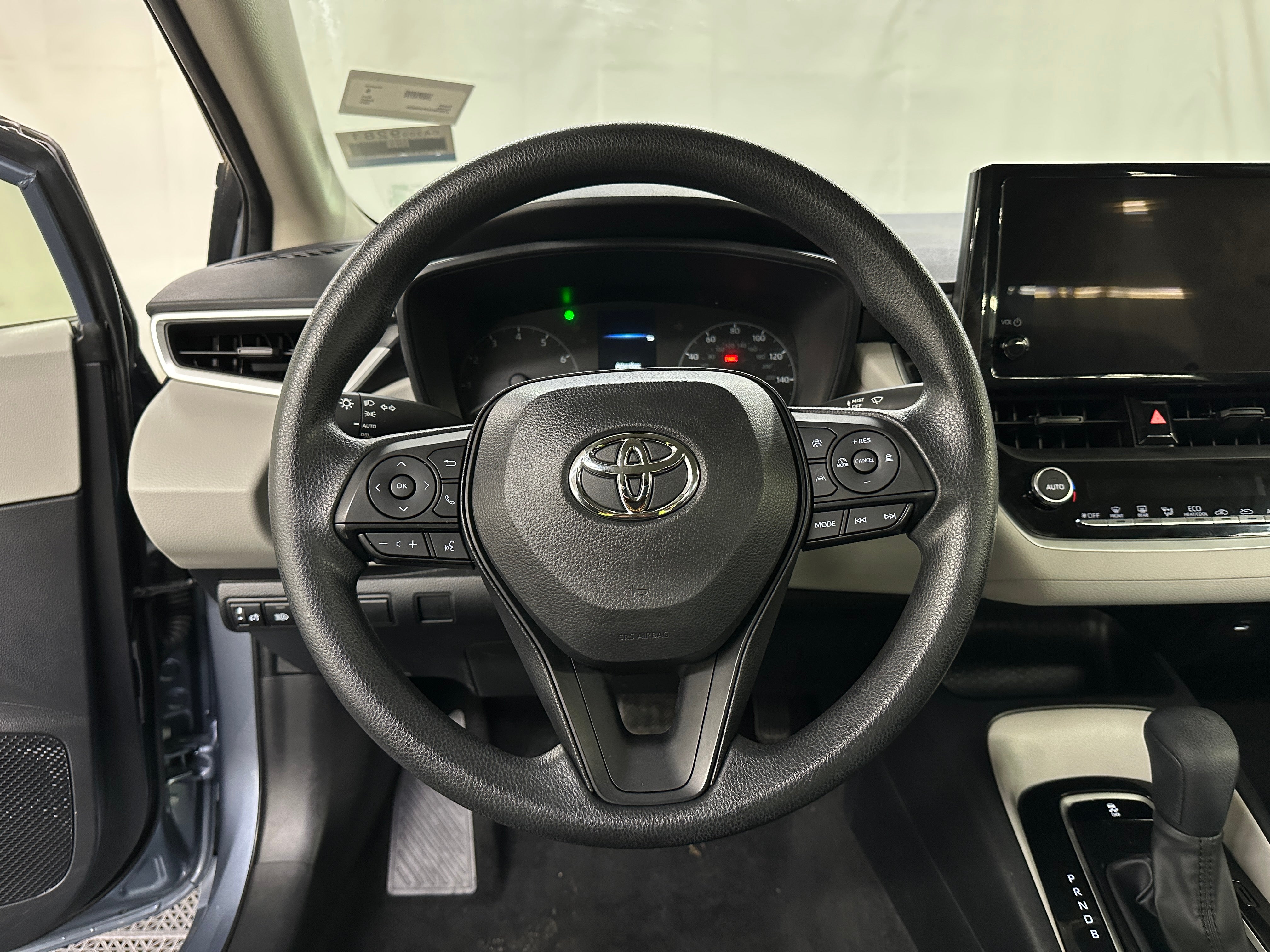 2023 Toyota Corolla LE 5