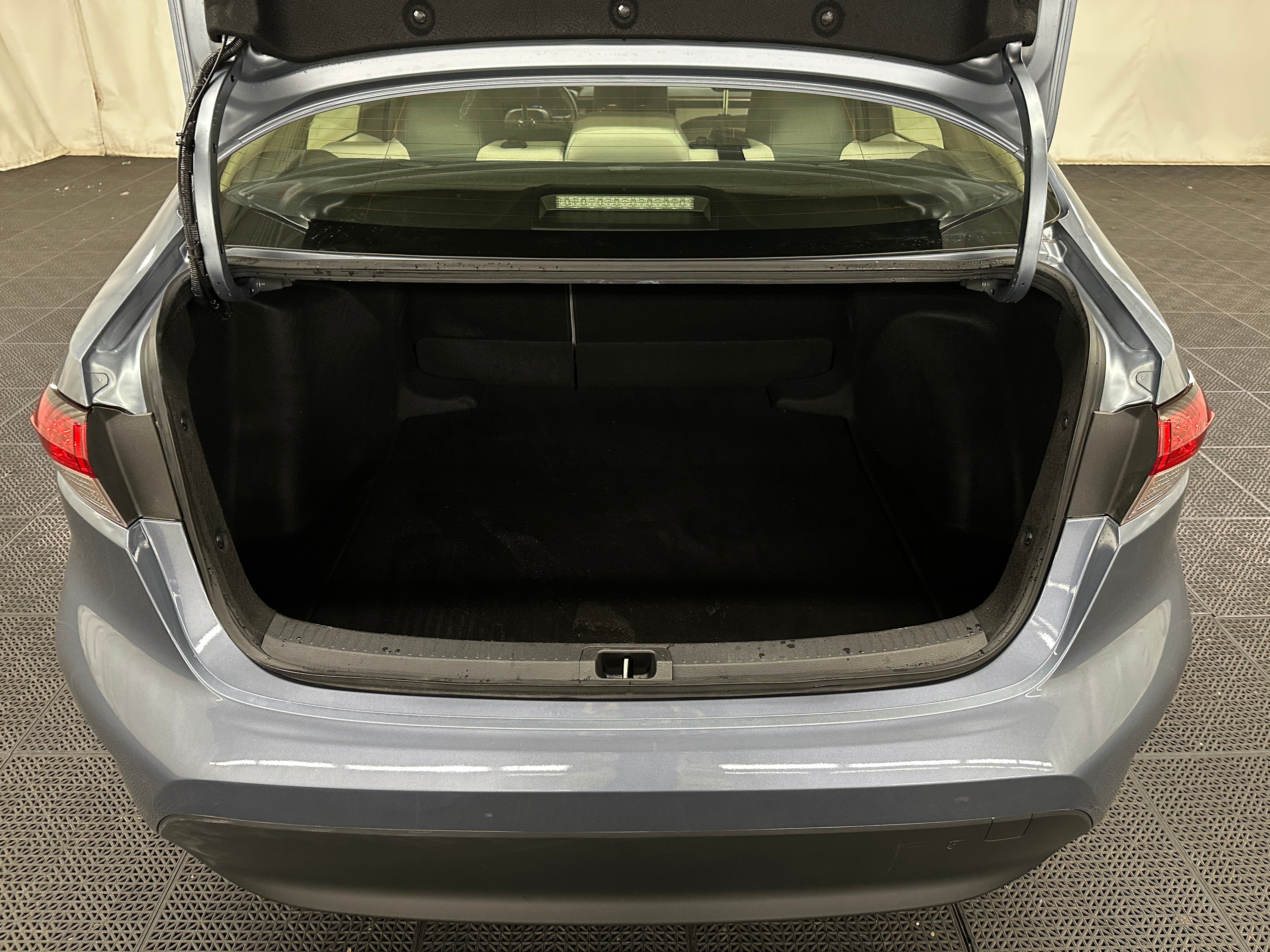 2023 Toyota Corolla LE 7