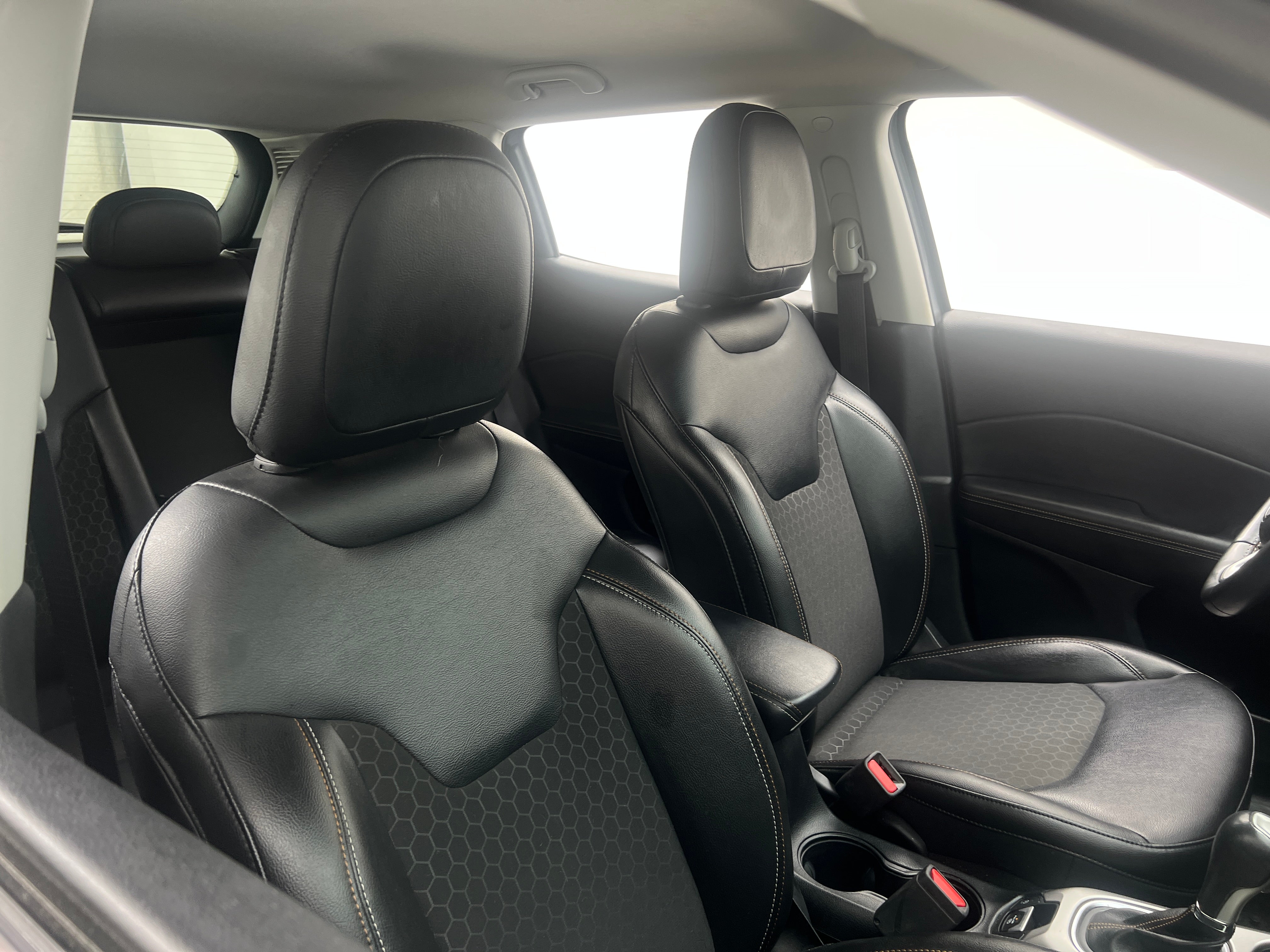 2018 Jeep Compass Latitude 2