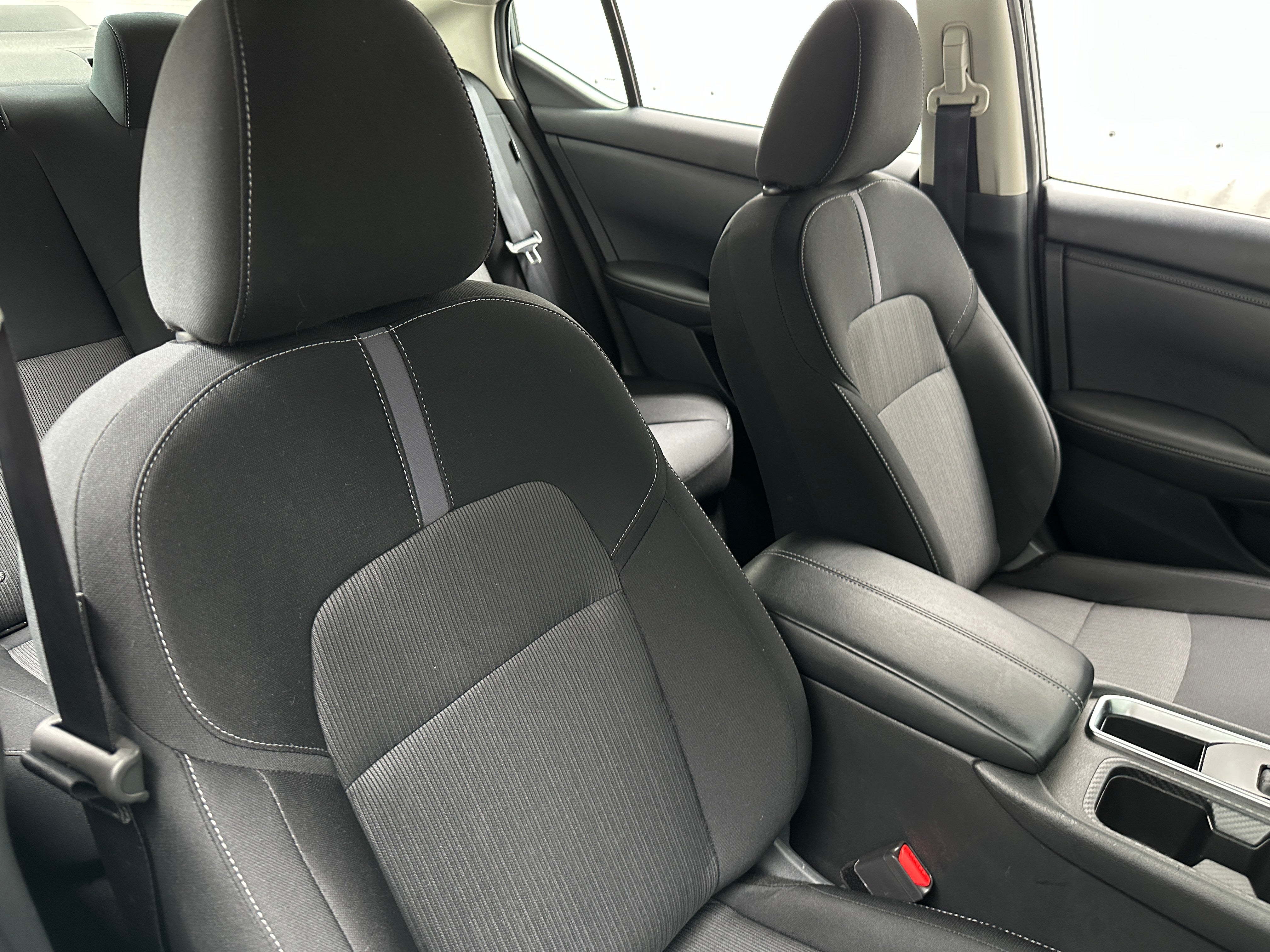2024 Nissan Sentra SV 2