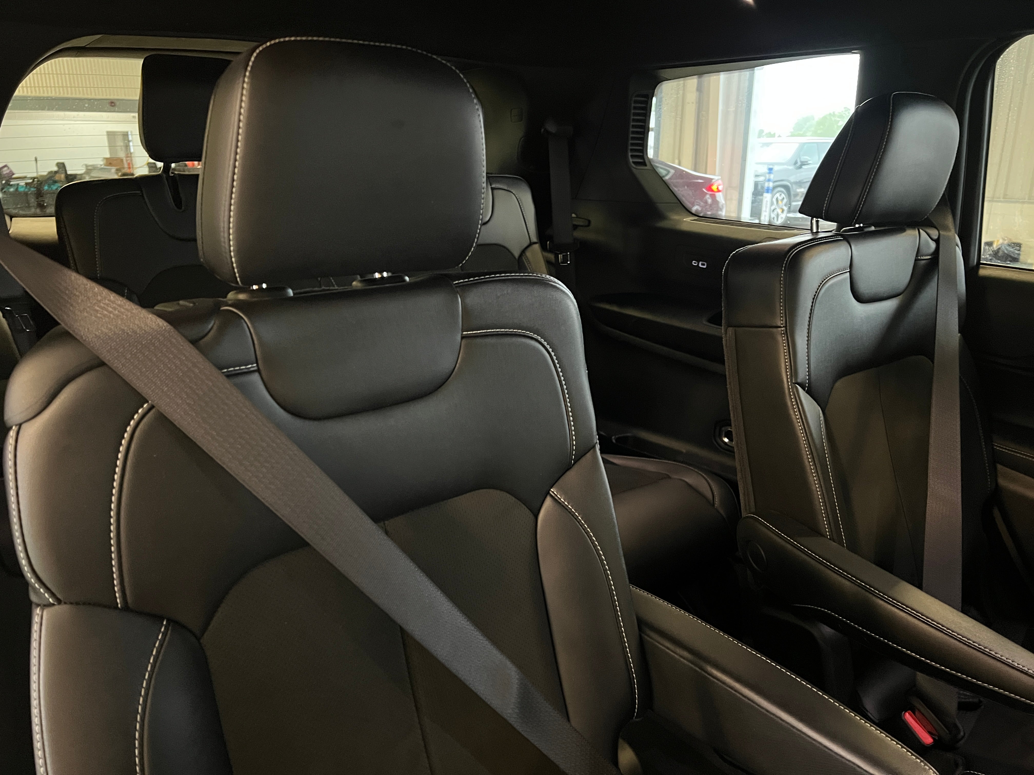 2021 Jeep Grand Cherokee L Altitude 6