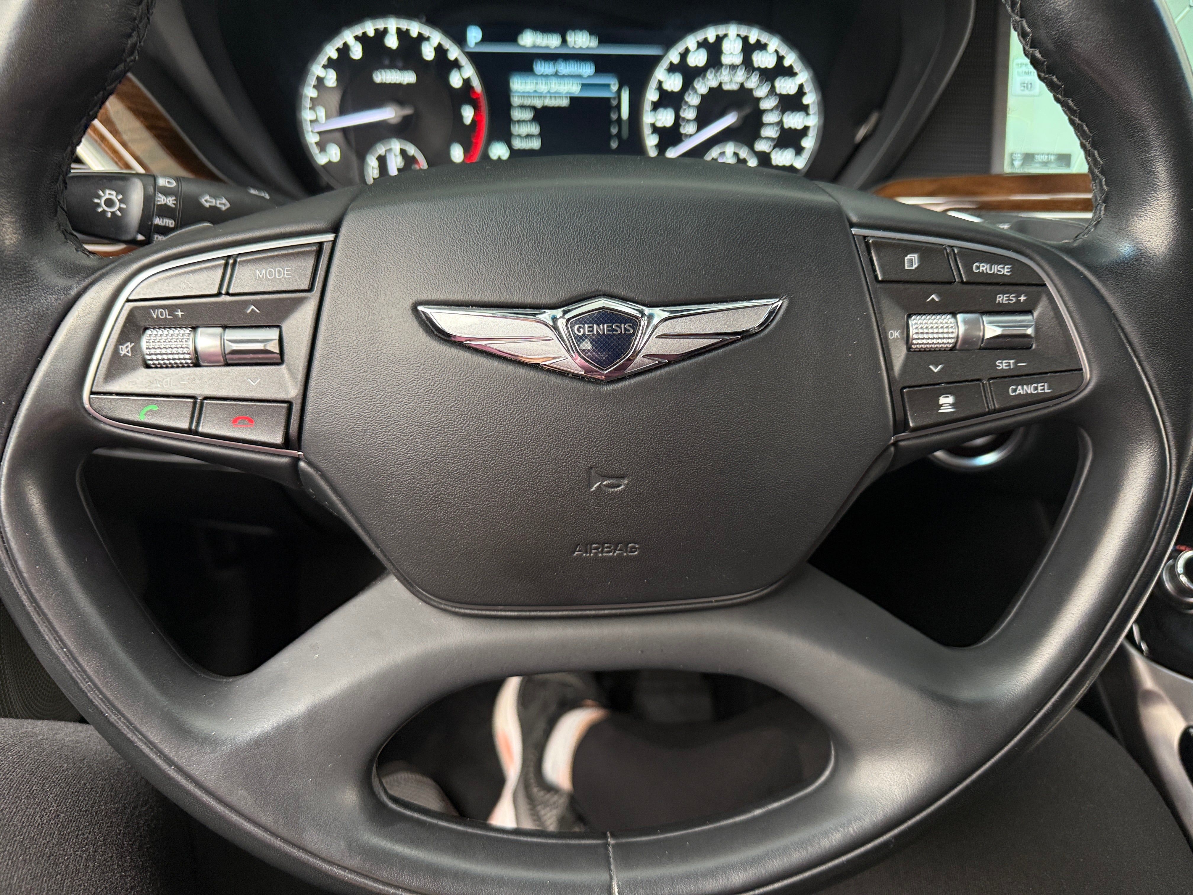 2019 Genesis G90 Premium 4