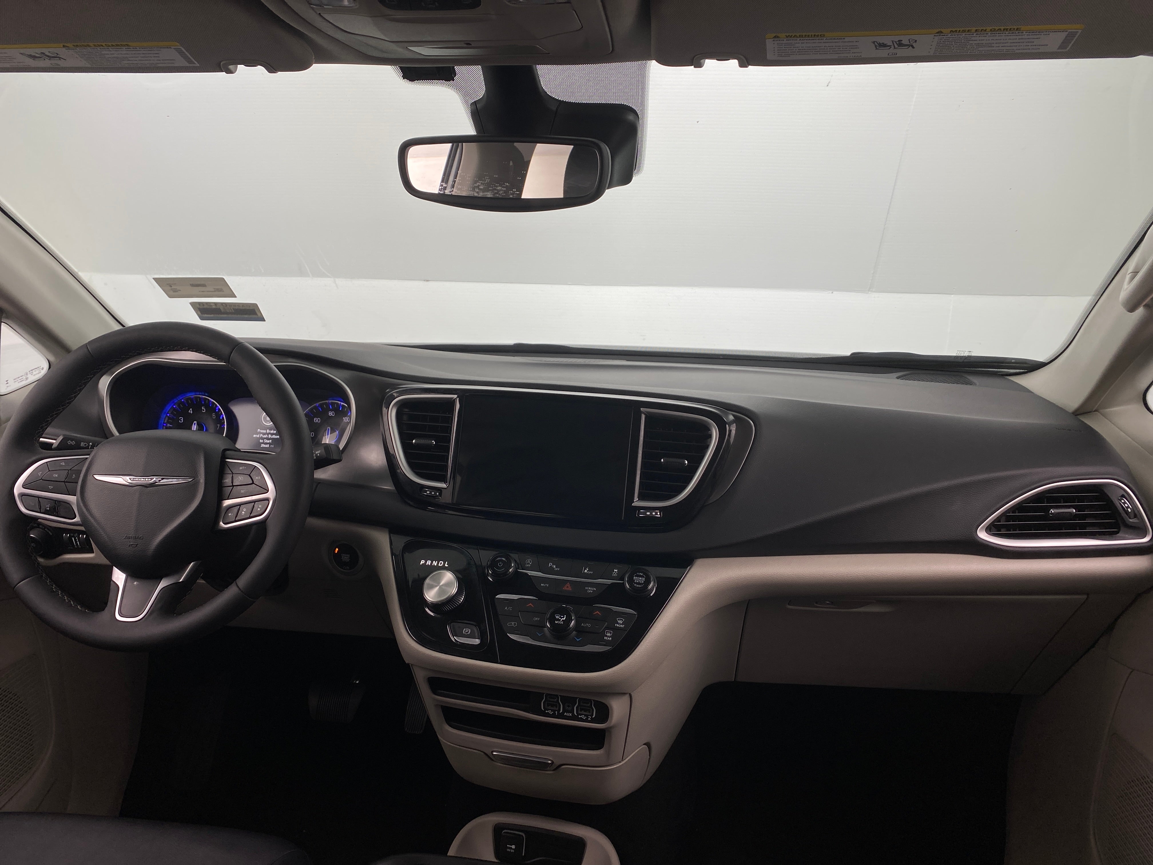 2024 Chrysler Pacifica Touring L 2