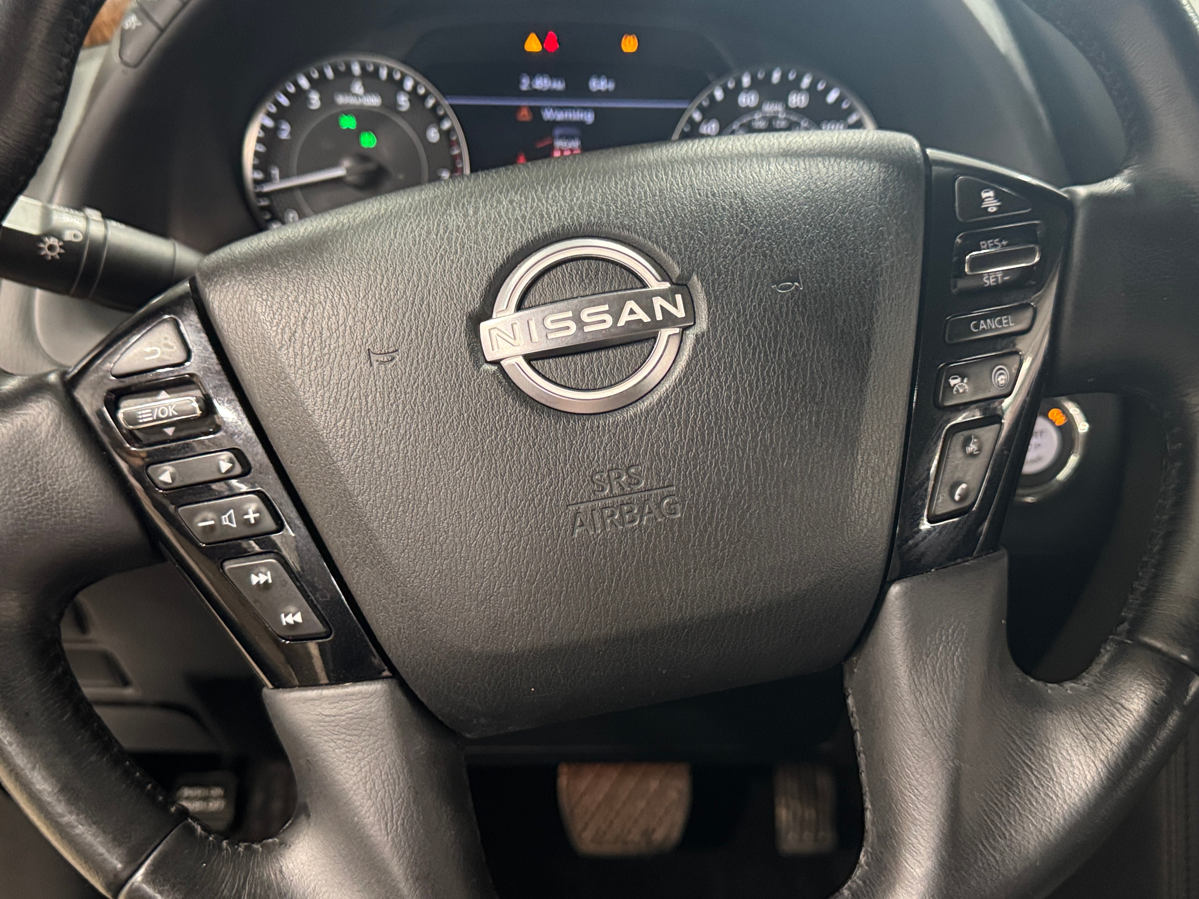2023 Nissan Armada SL 4