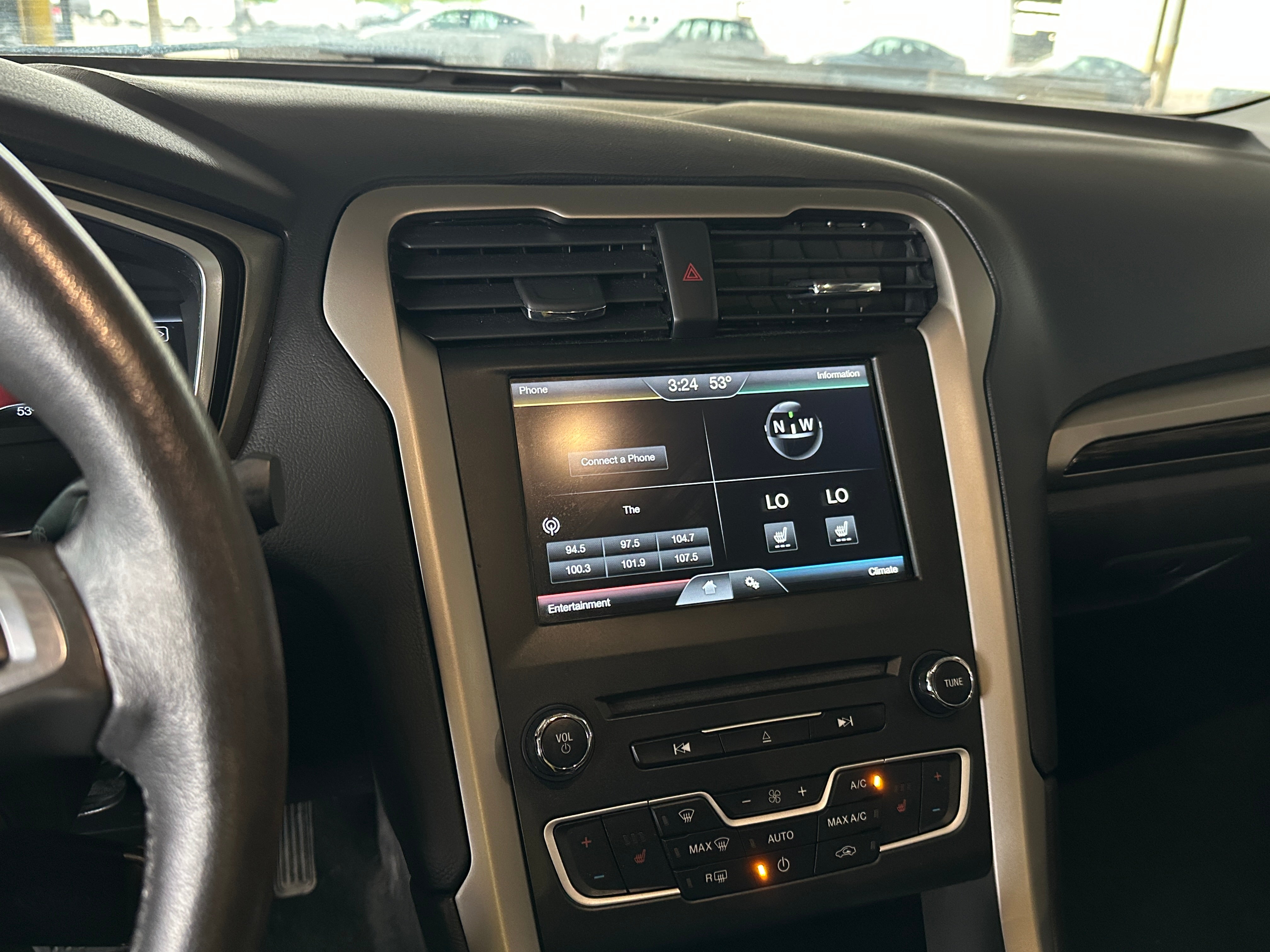 2016 Ford Fusion SE 4