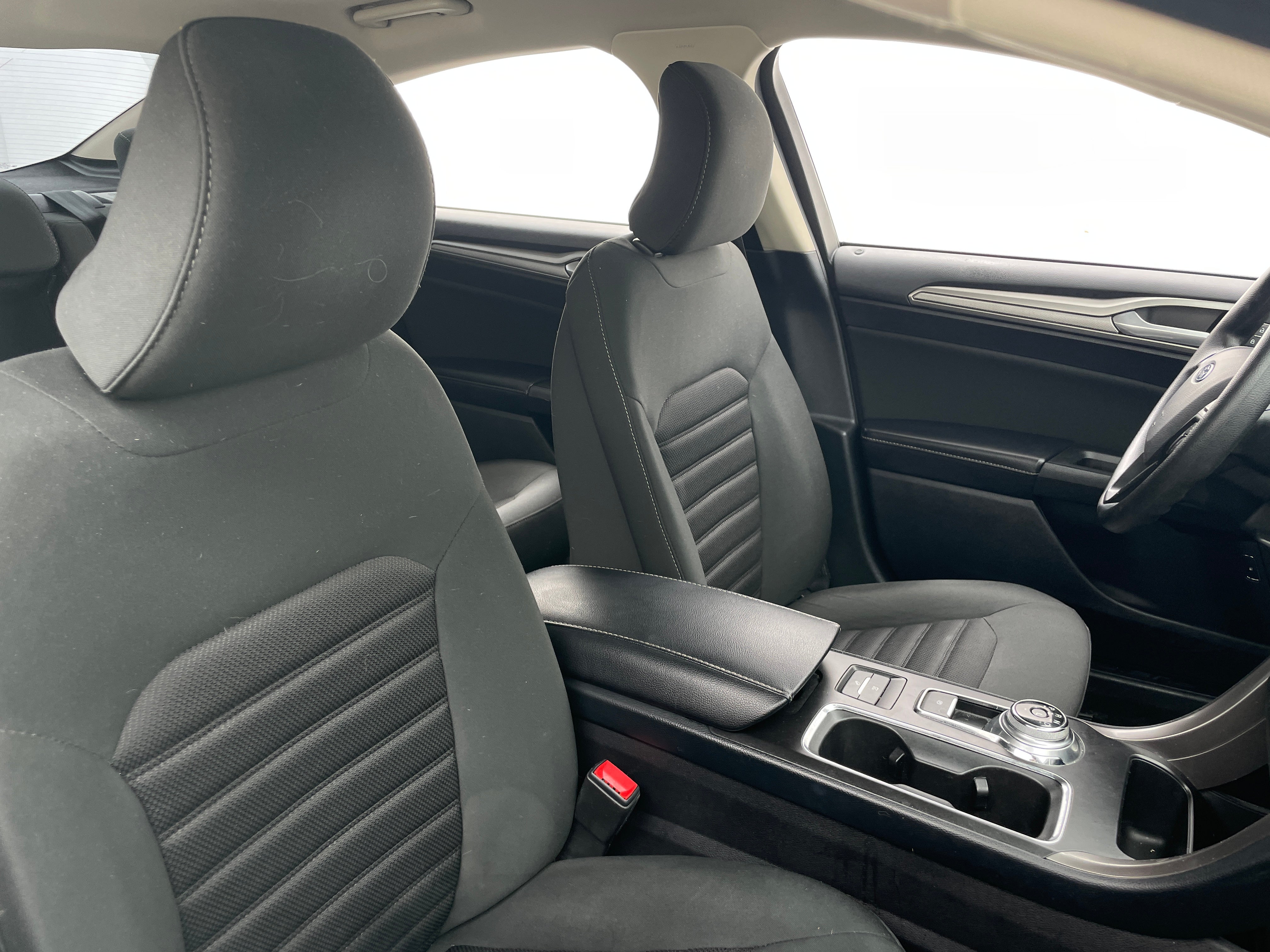 2019 Ford Fusion  2