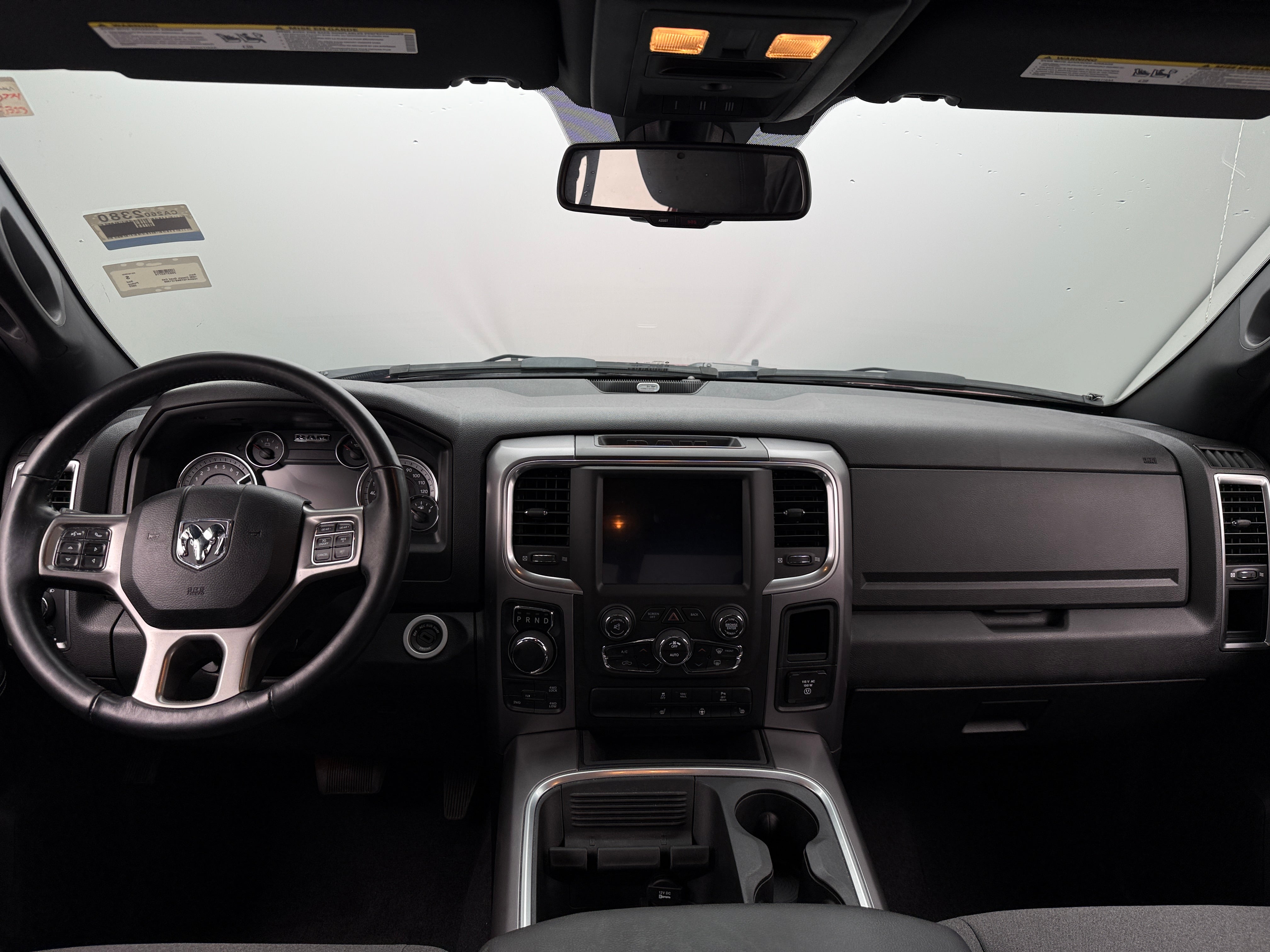 2022 RAM 1500 Classic SLT 3