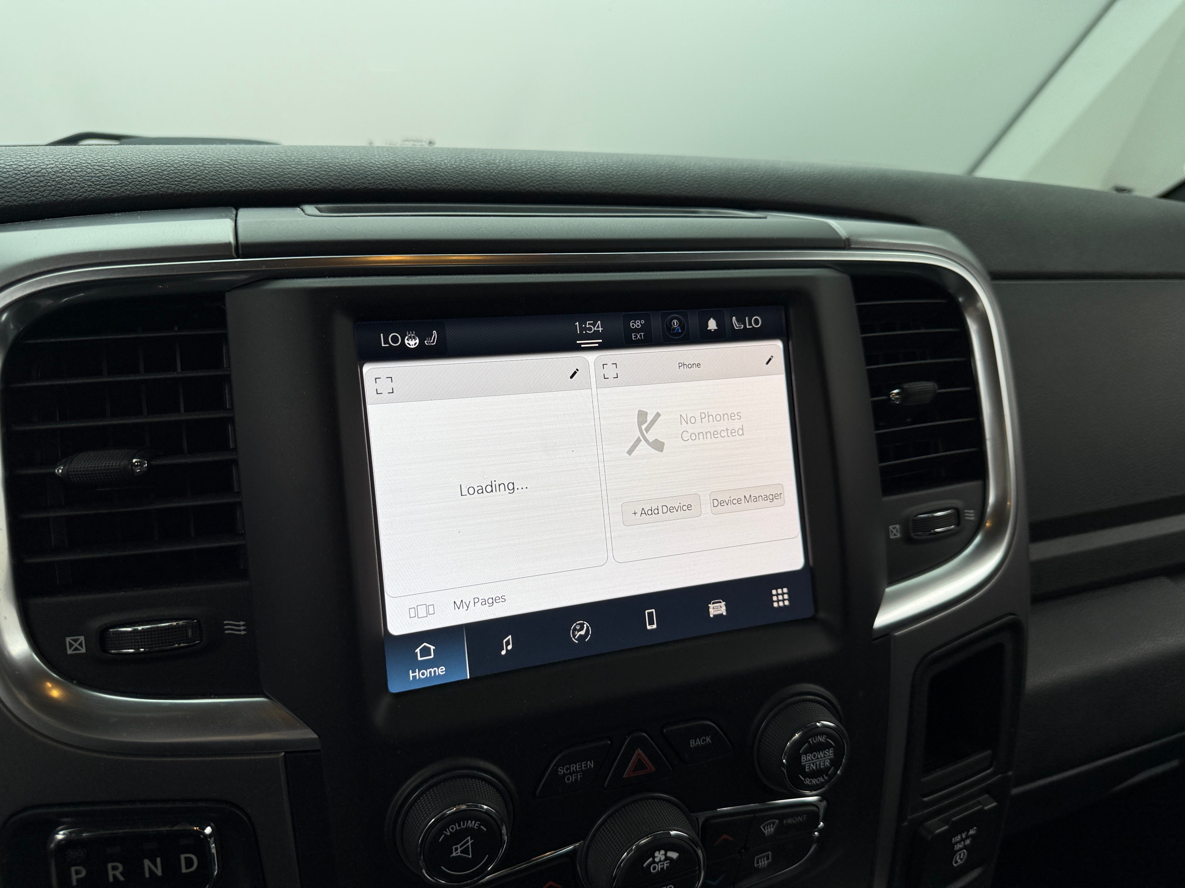 2022 RAM 1500 Classic SLT 4