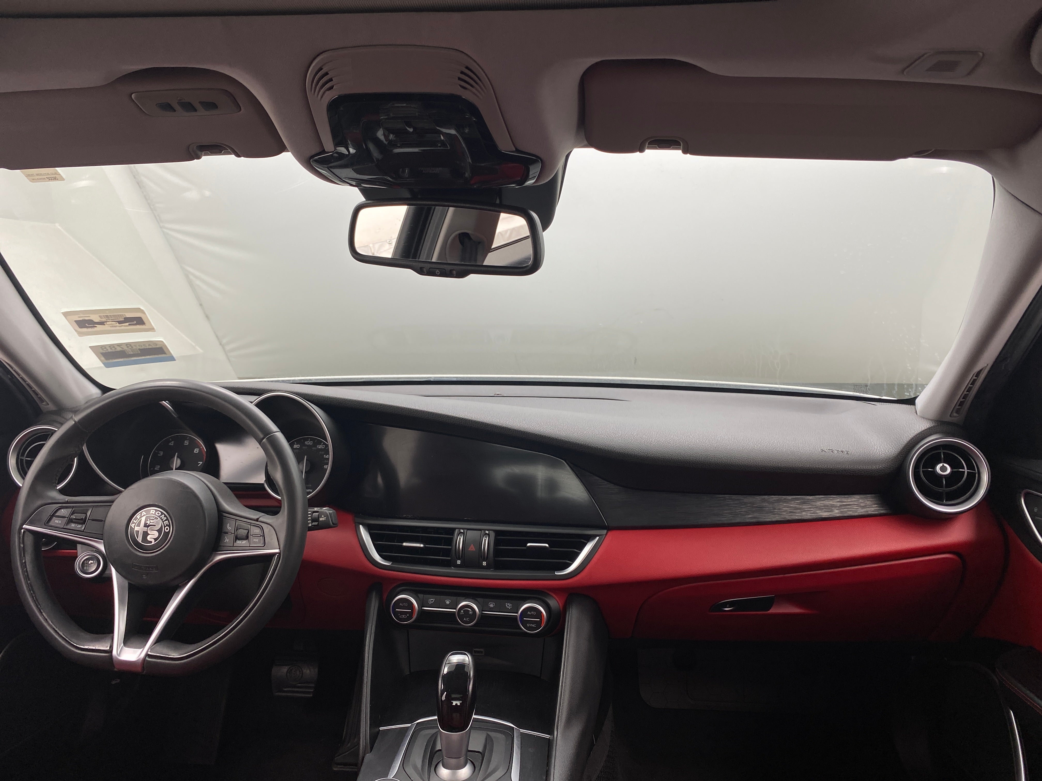 2019 Alfa Romeo Giulia Base 2