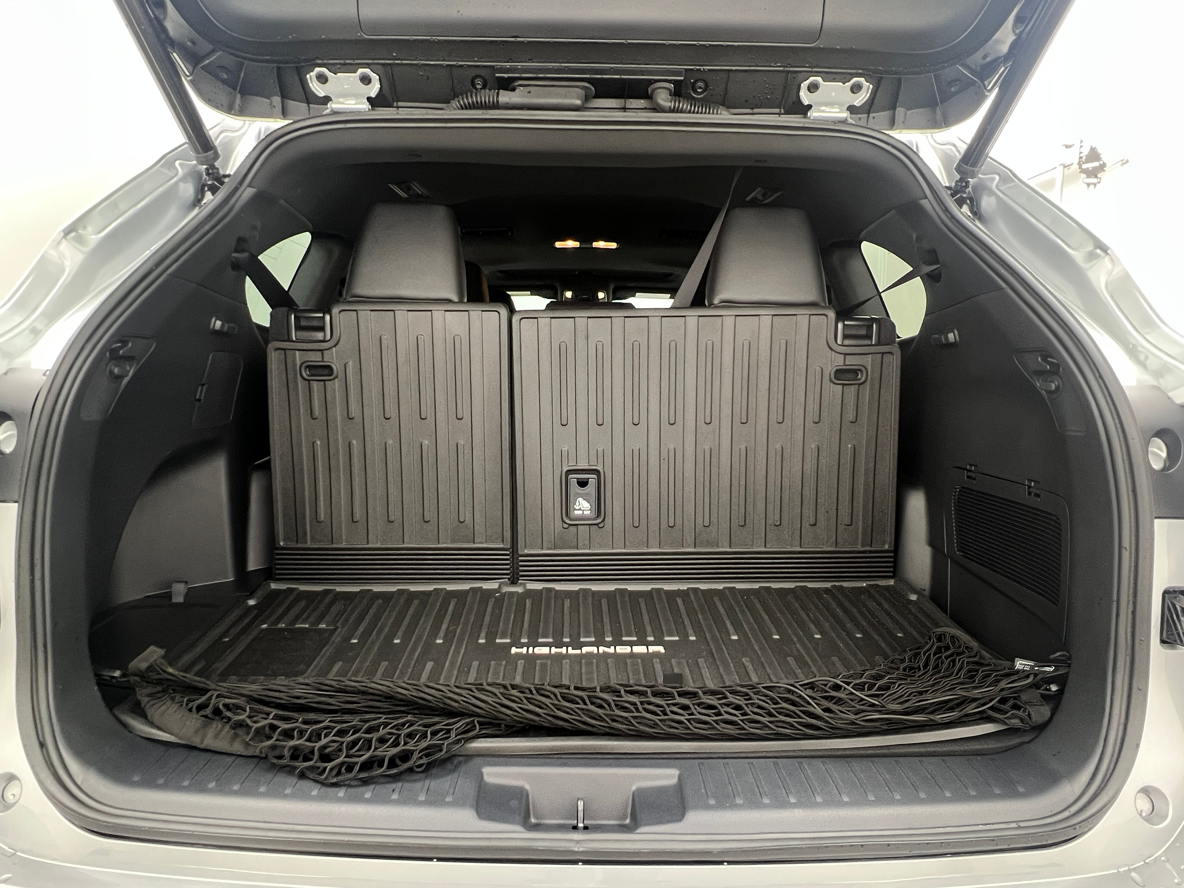 2023 Toyota Highlander XSE 7