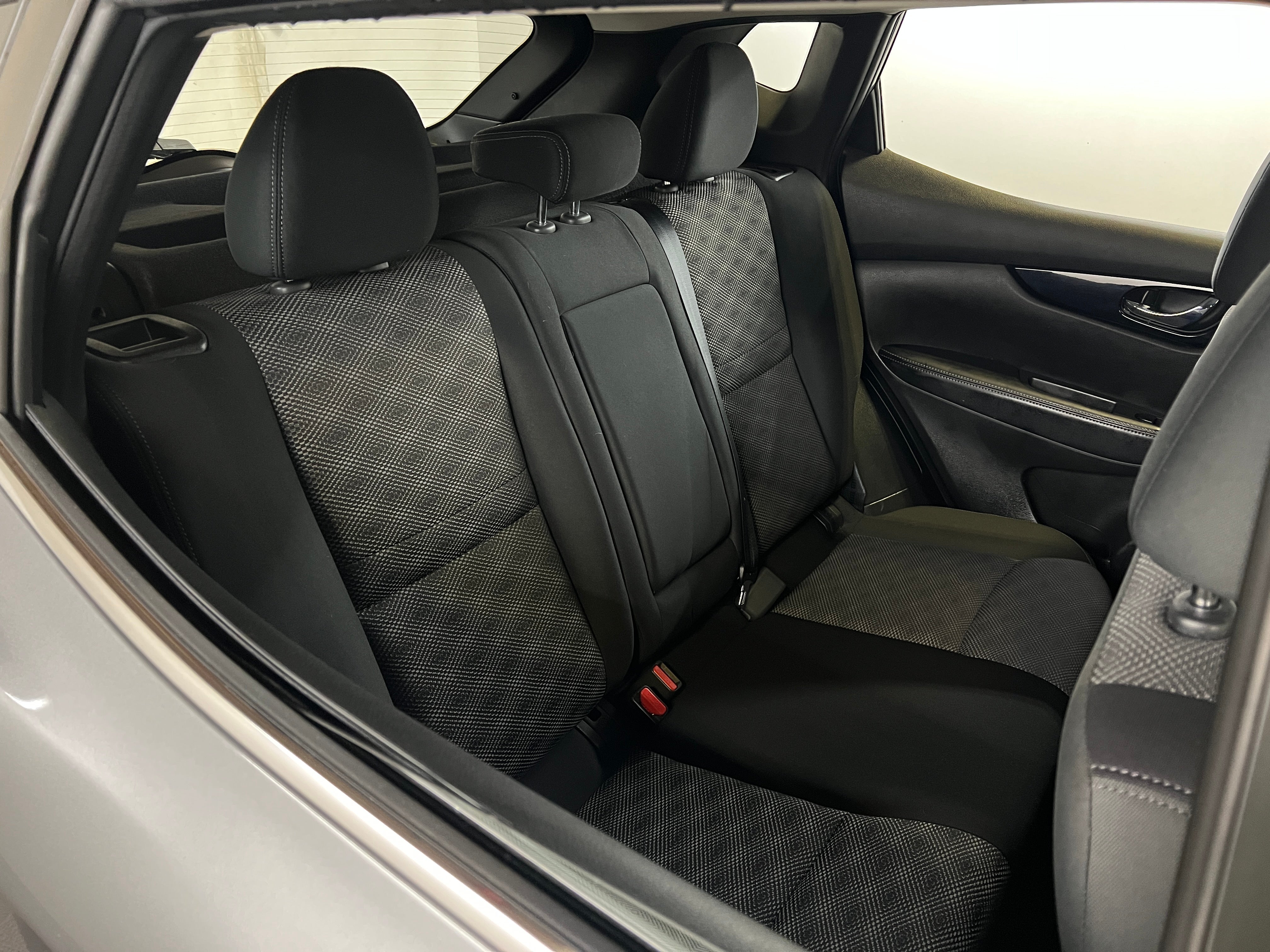 2018 Nissan Rogue Sport SV 6