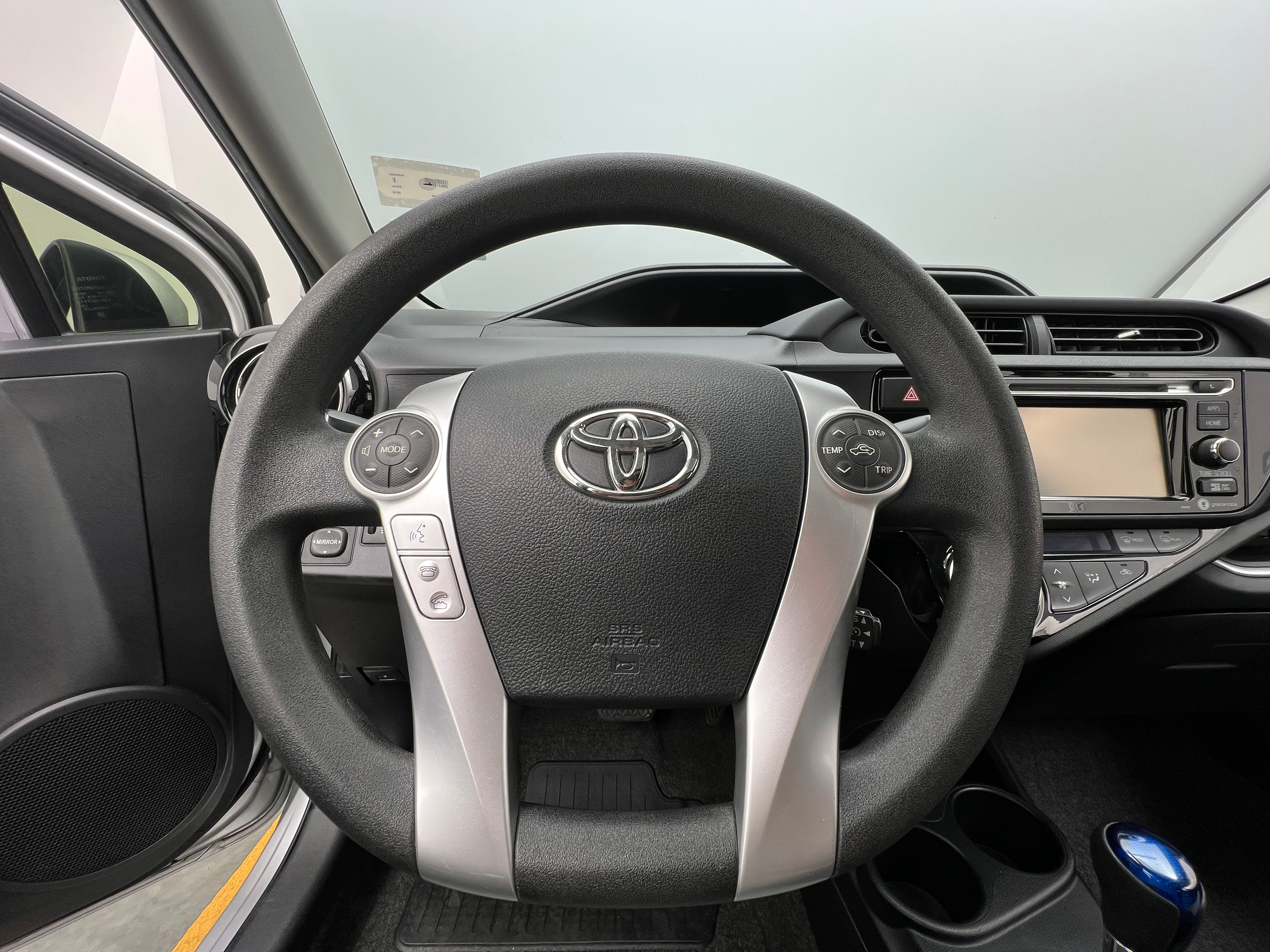 2016 Toyota Prius c Three 5