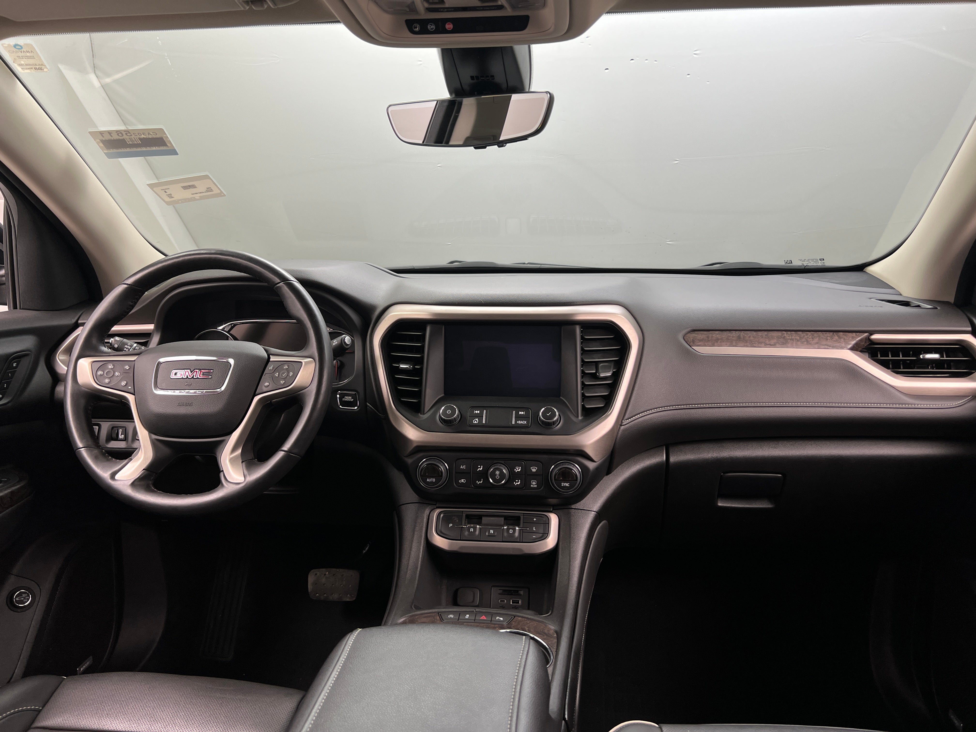 2022 GMC Acadia Denali 2