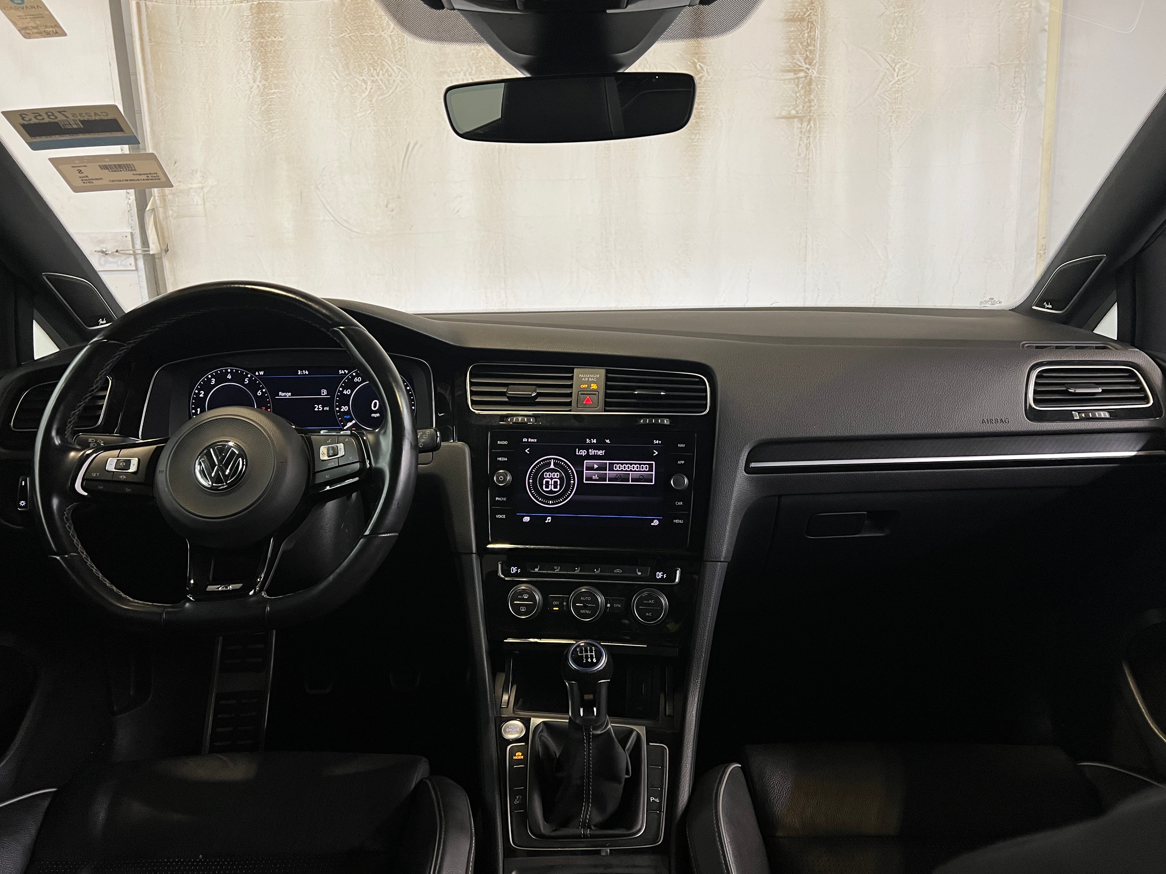 2019 Volkswagen Golf R 2