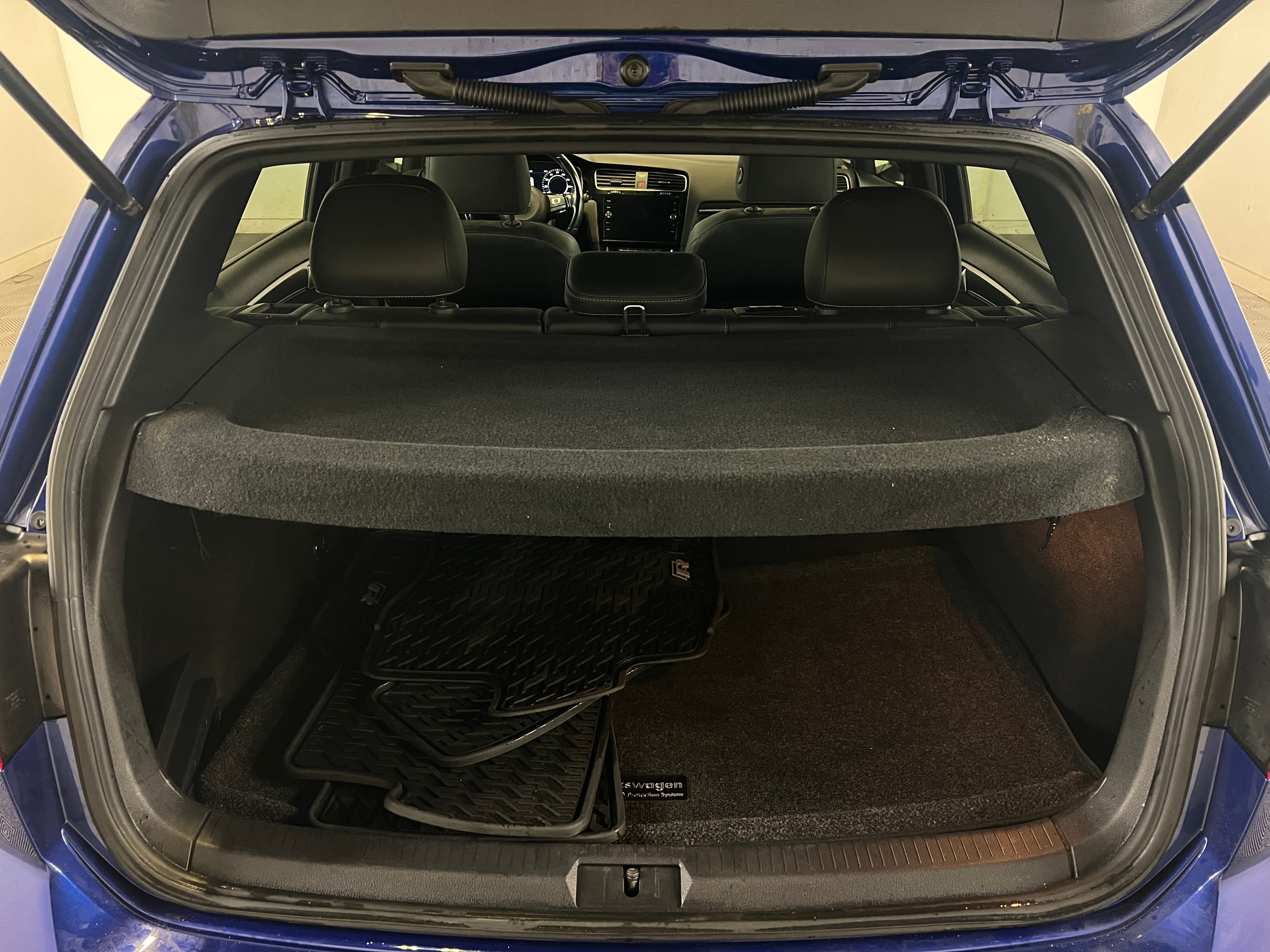 2019 Volkswagen Golf R 6