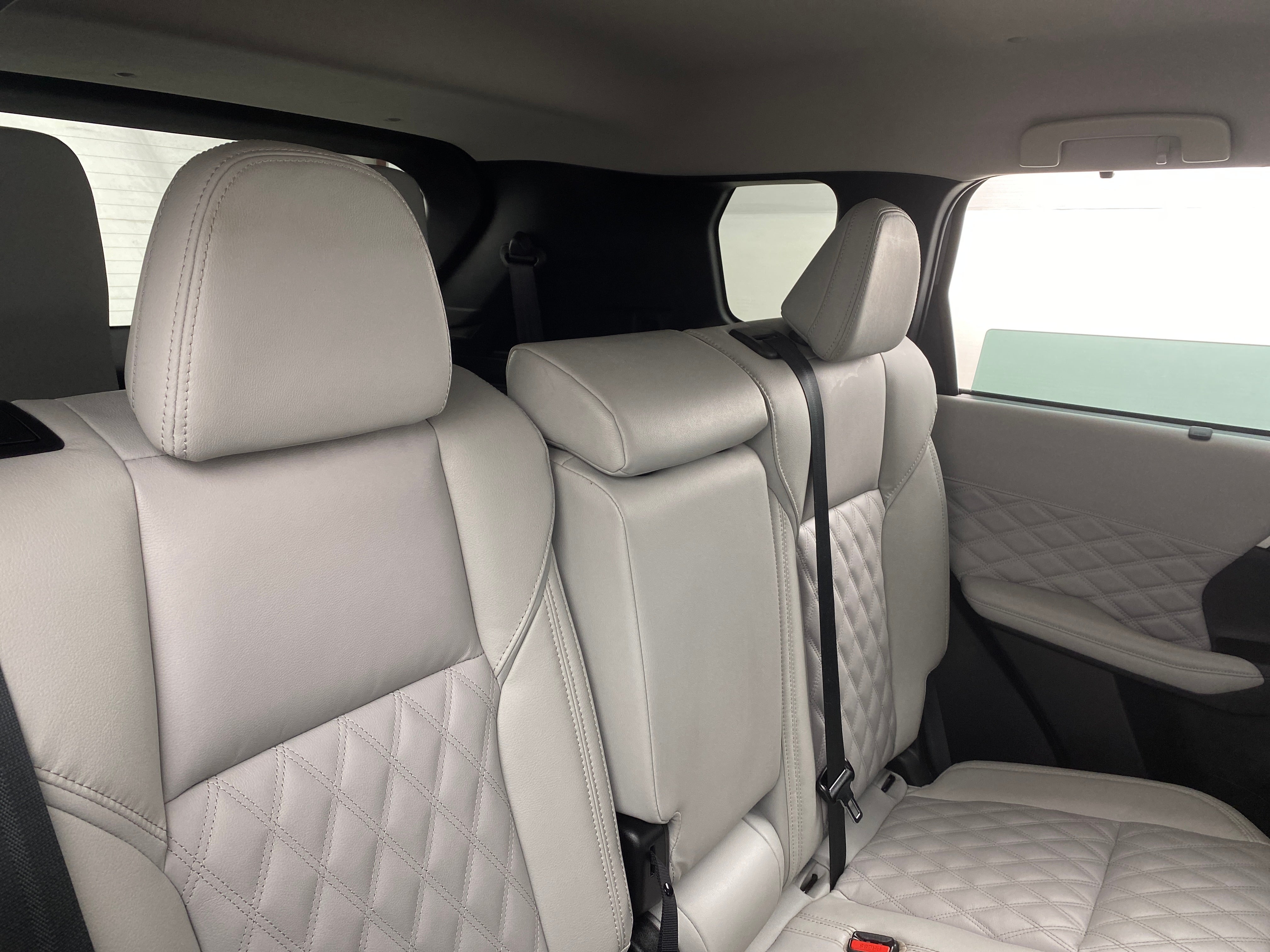 2023 Mitsubishi Outlander SEL 5