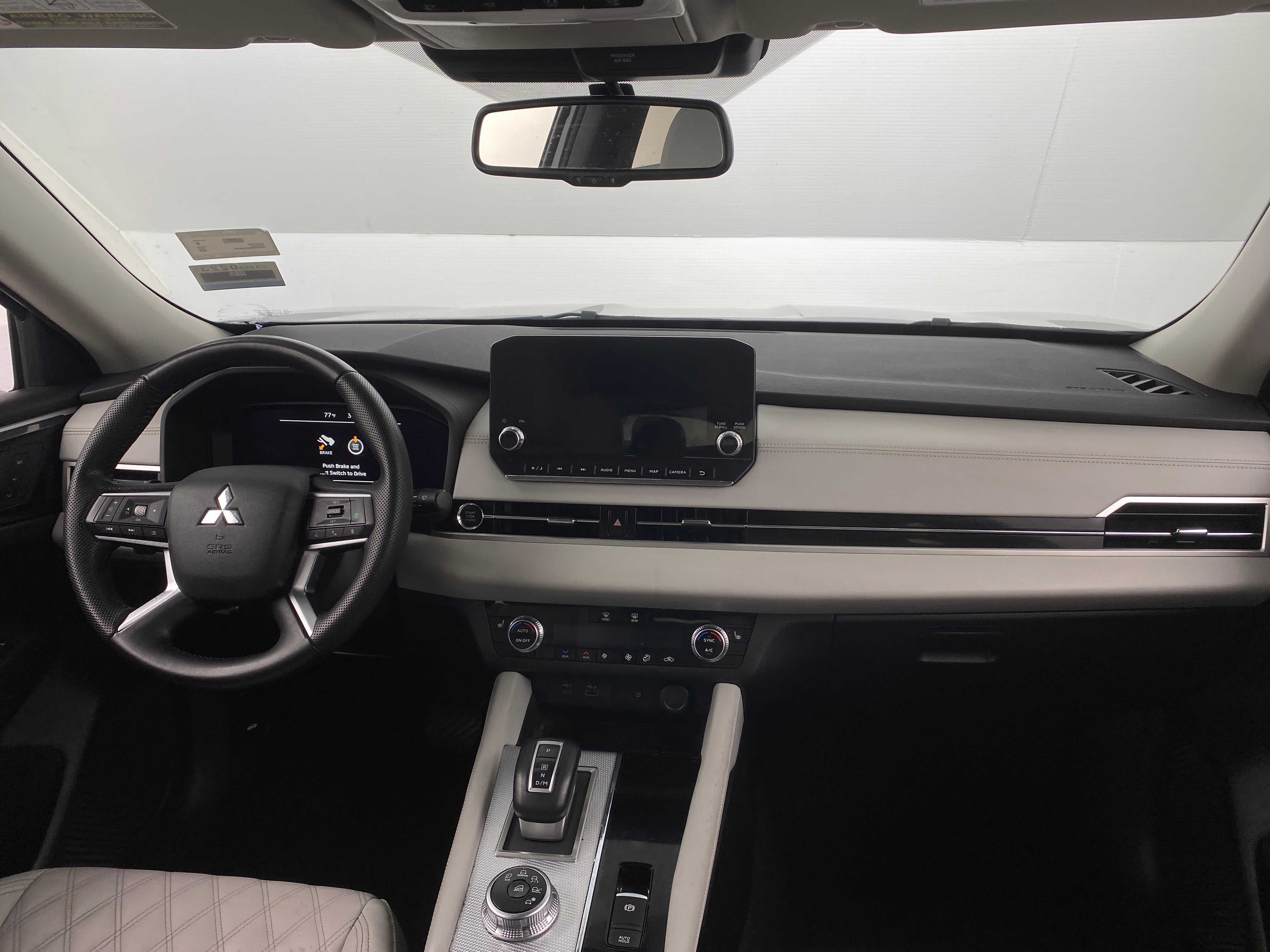 2023 Mitsubishi Outlander SEL 2