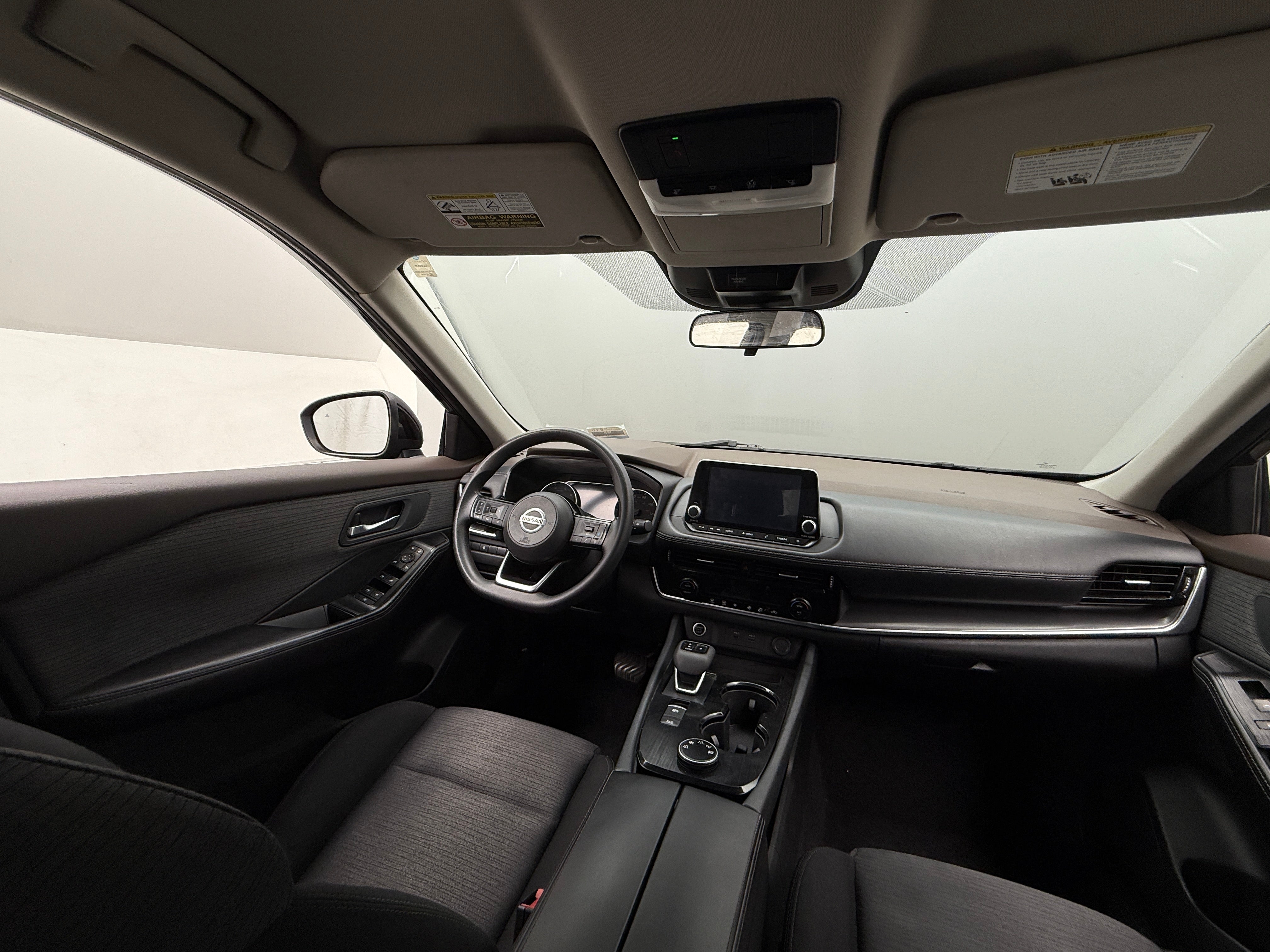 2021 Nissan Rogue SV 3