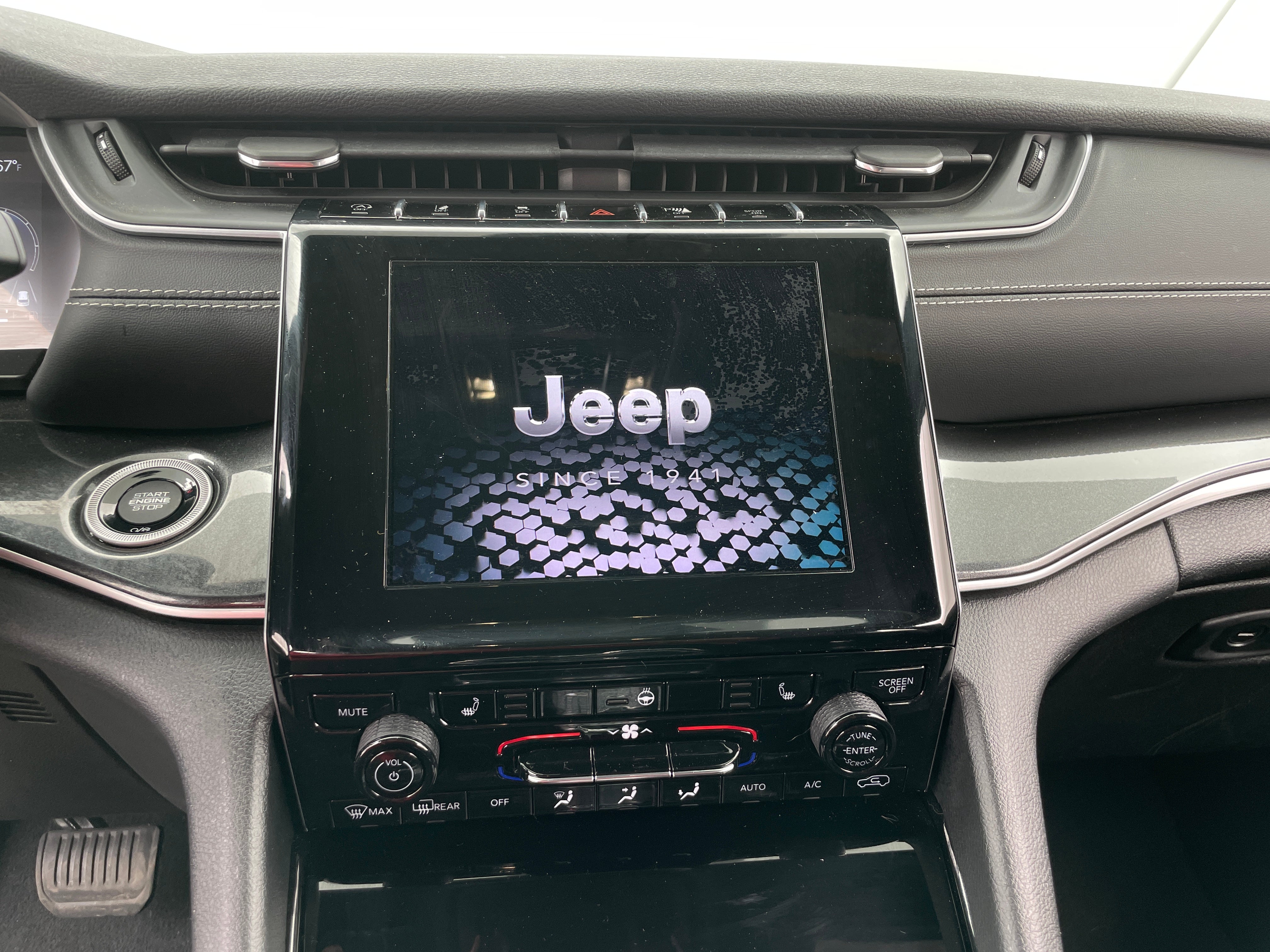 2022 Jeep Grand Cherokee L Altitude 4