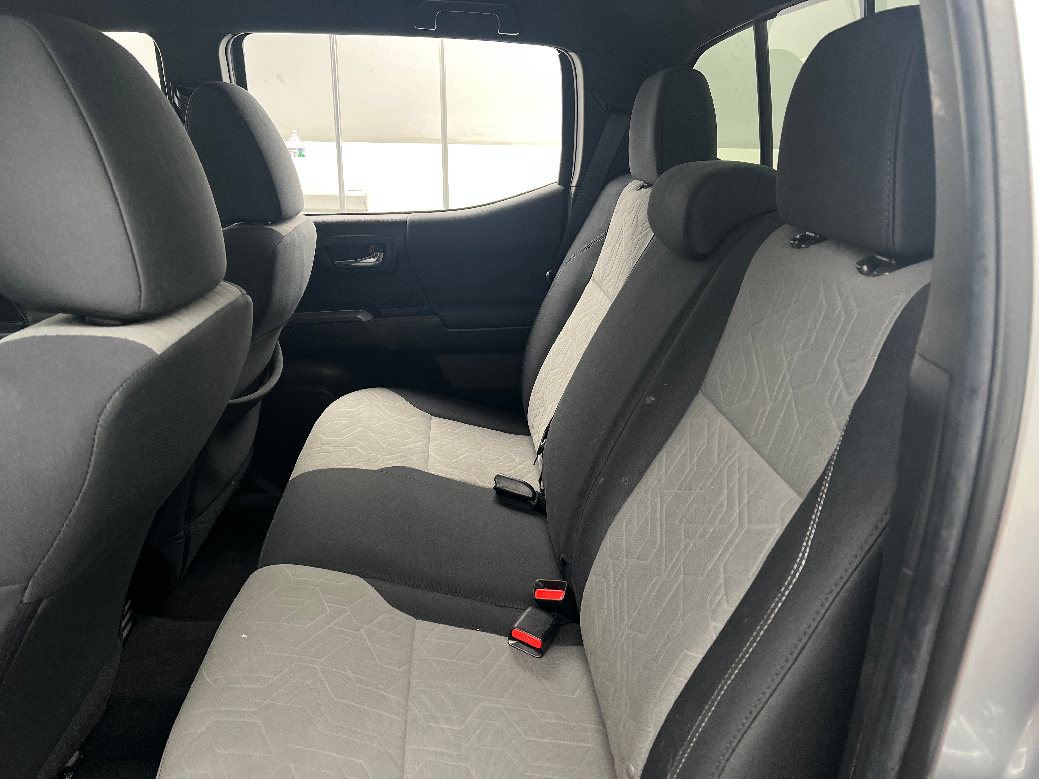 2022 Toyota Tacoma TRD Off-Road 6