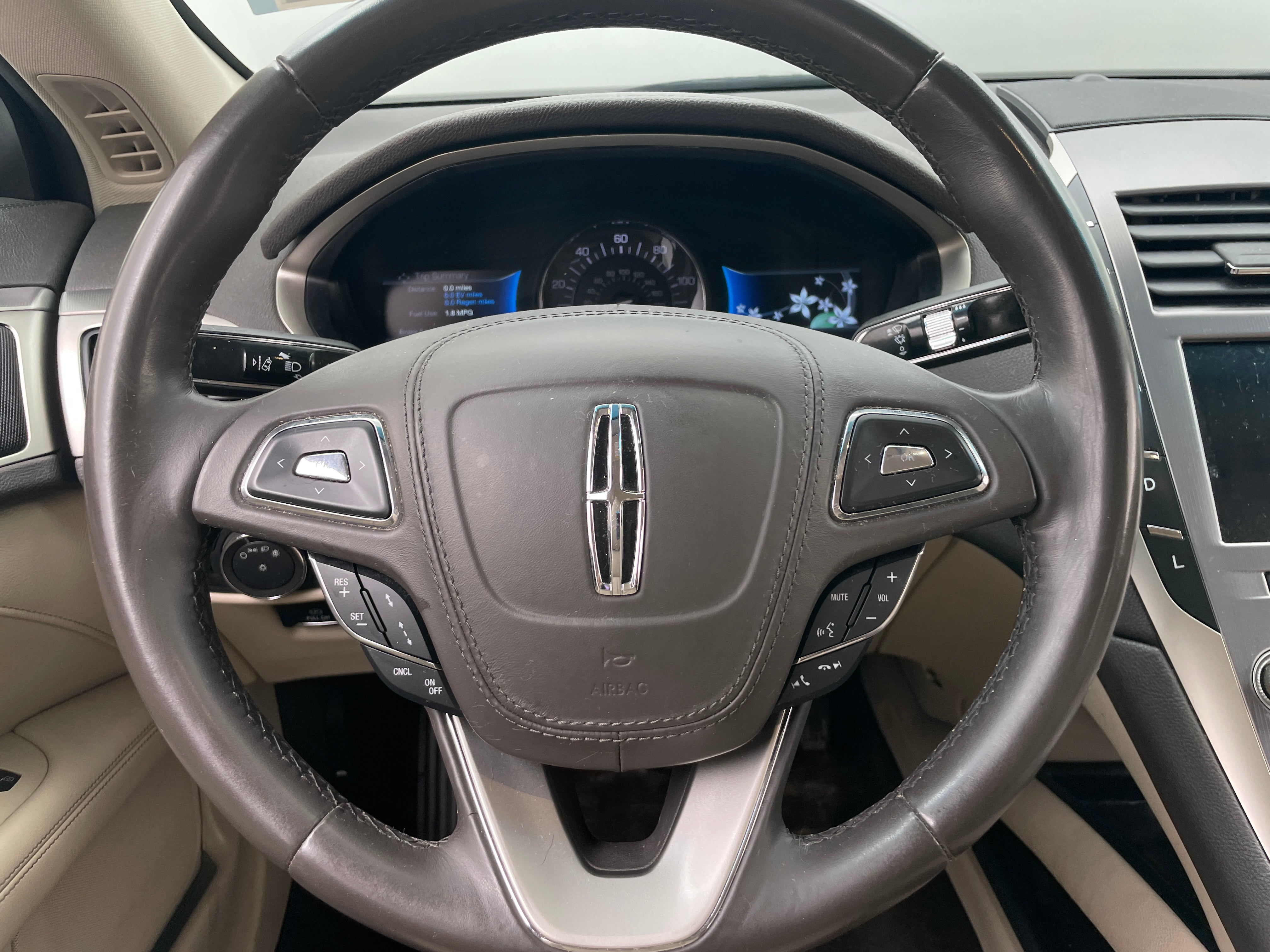 2019 Lincoln MKZ  4