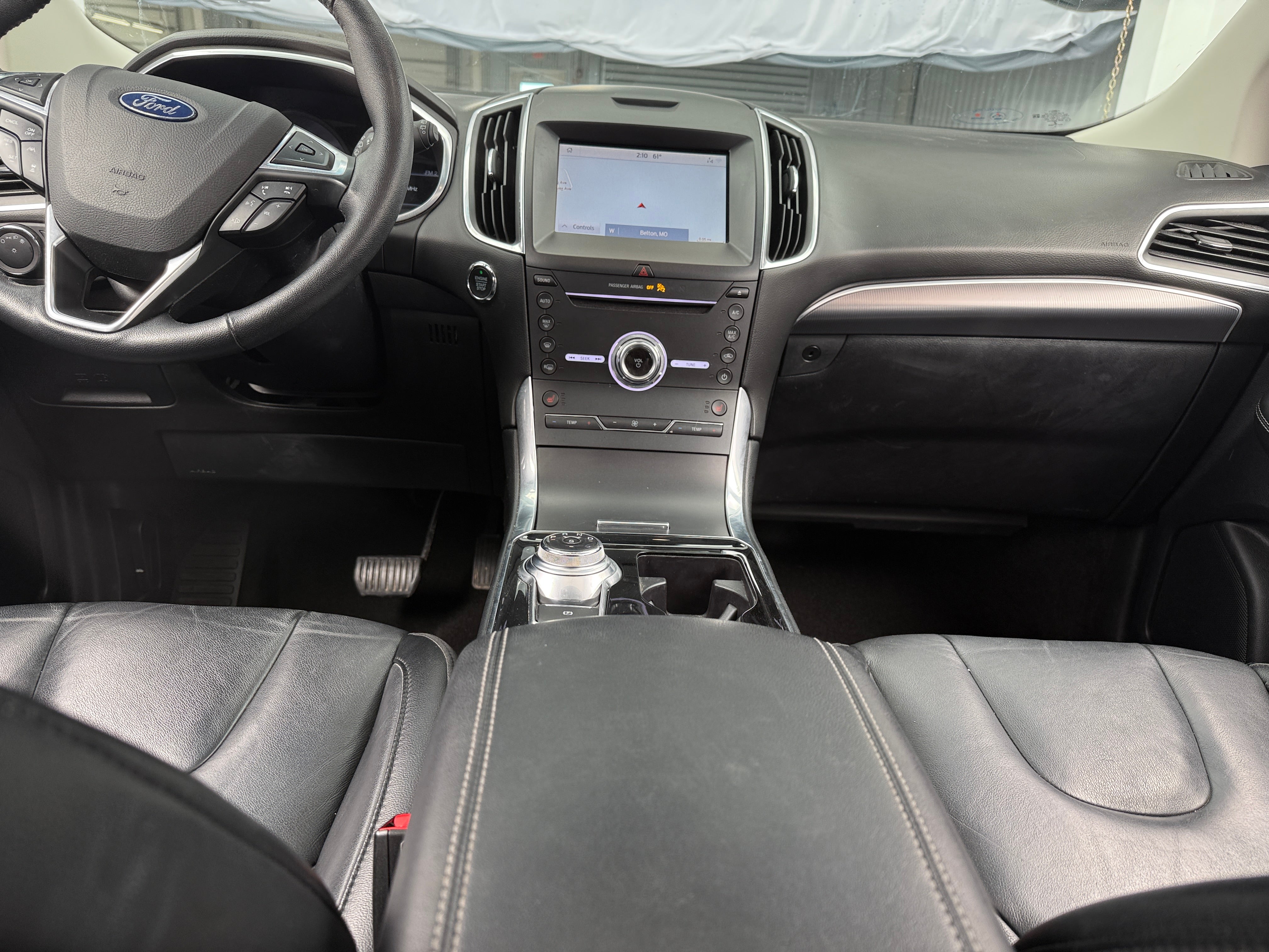 2019 Ford Edge Titanium 2