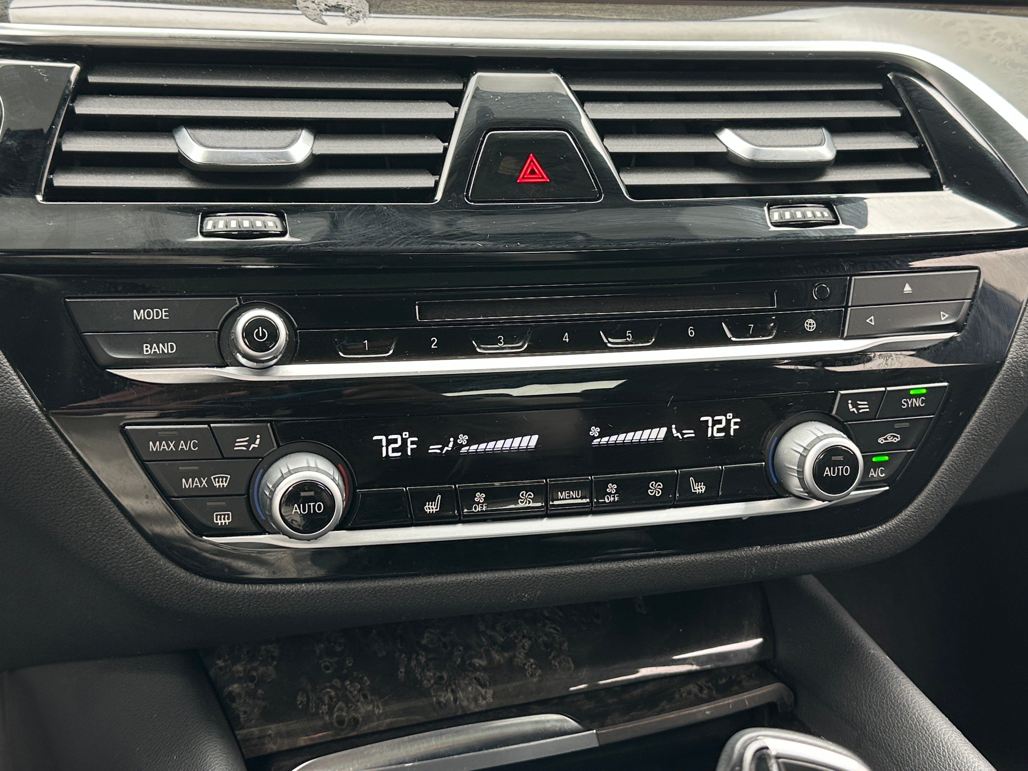 2018 BMW 5 Series 530i xDrive 3